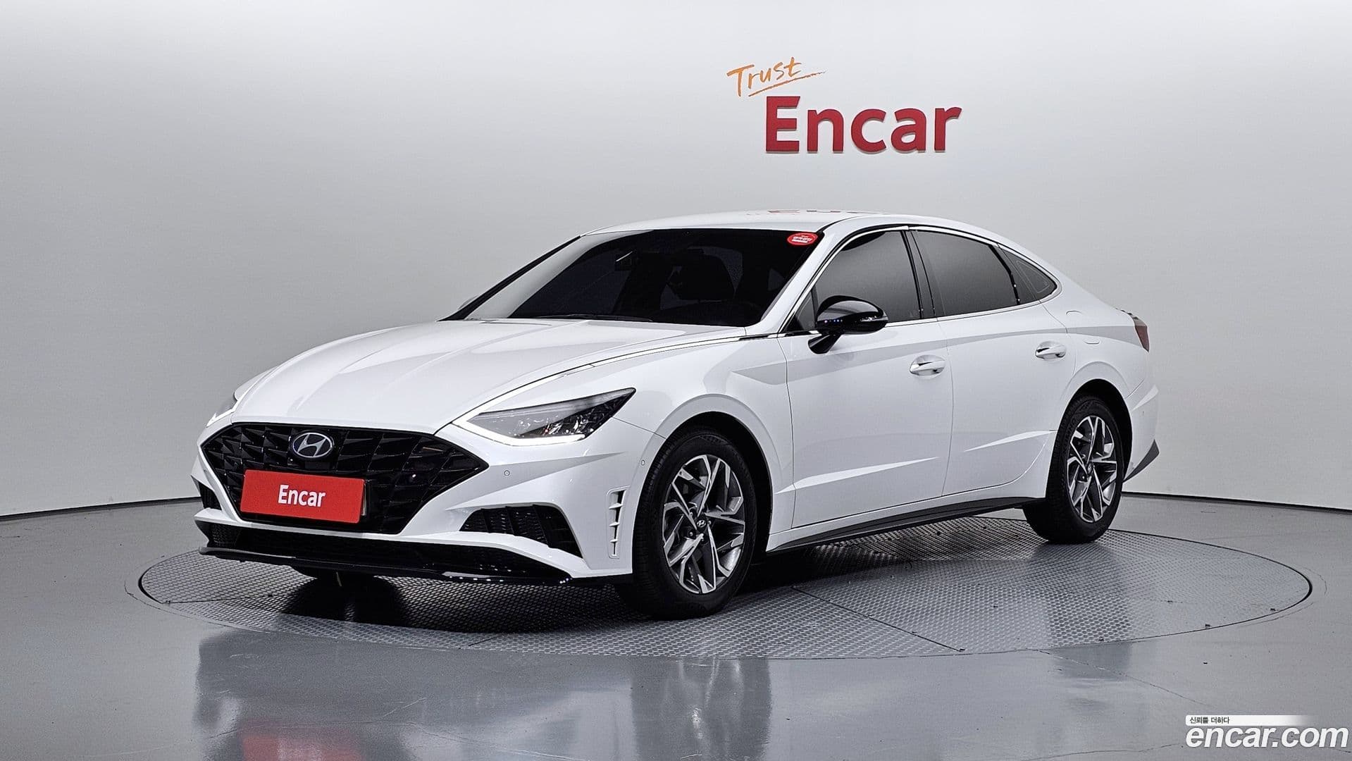 Main__Slider__Photo:Sonata Hyundai 2021.9-0