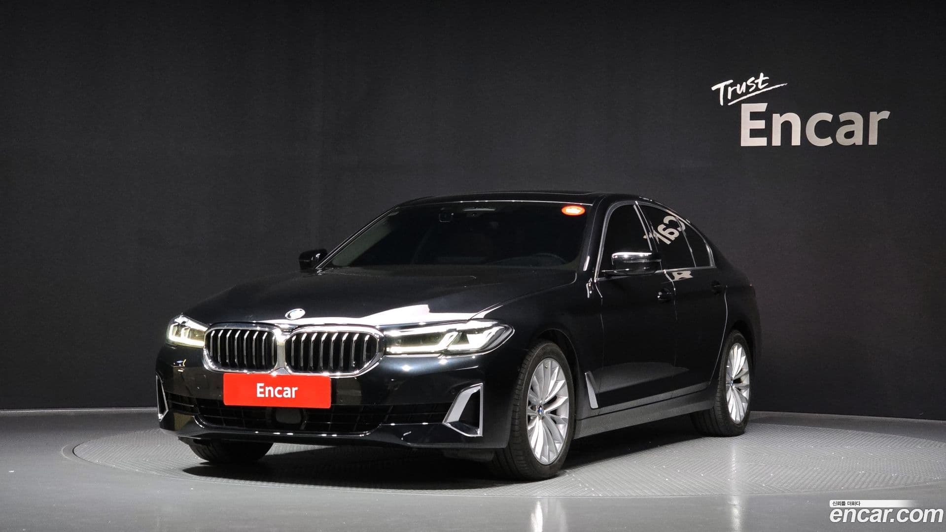 Main__Slider__Photo:5-Series BMW 2022.3-0