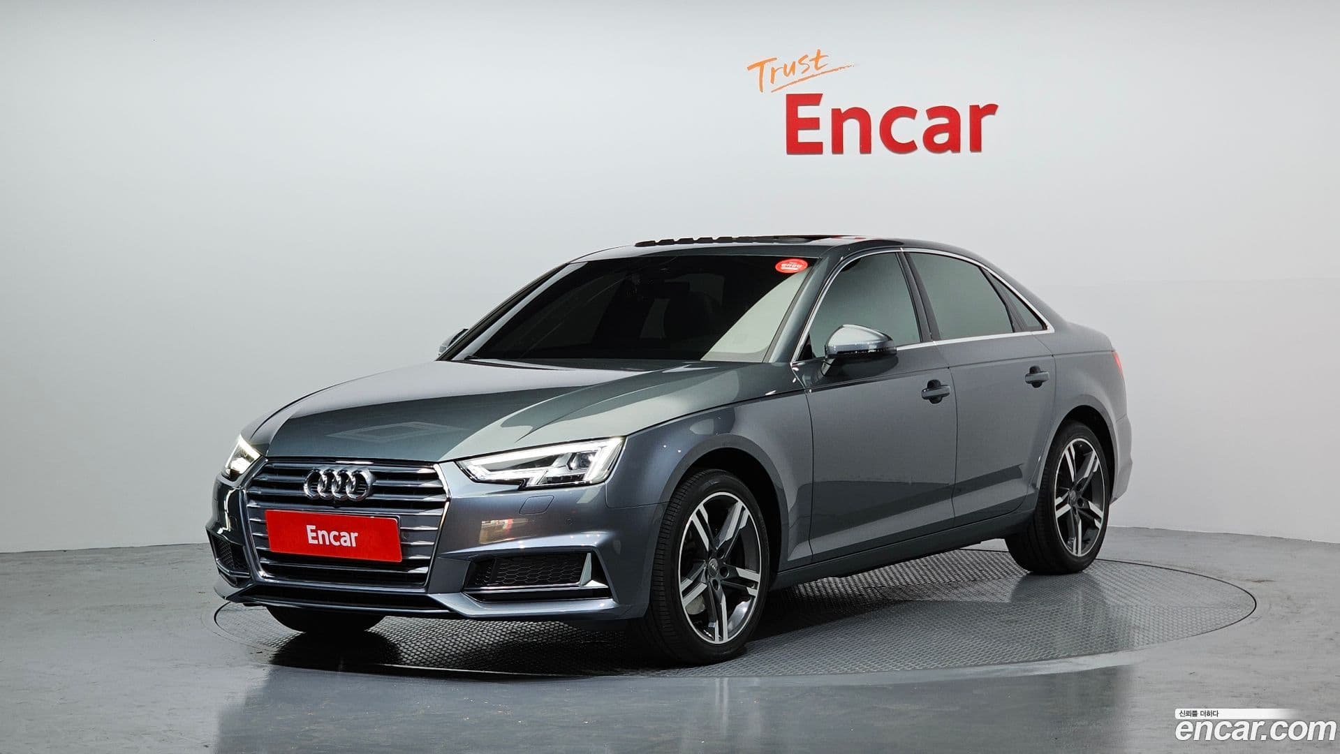 Main__Slider__Photo:A4 Audi 2019.11-0