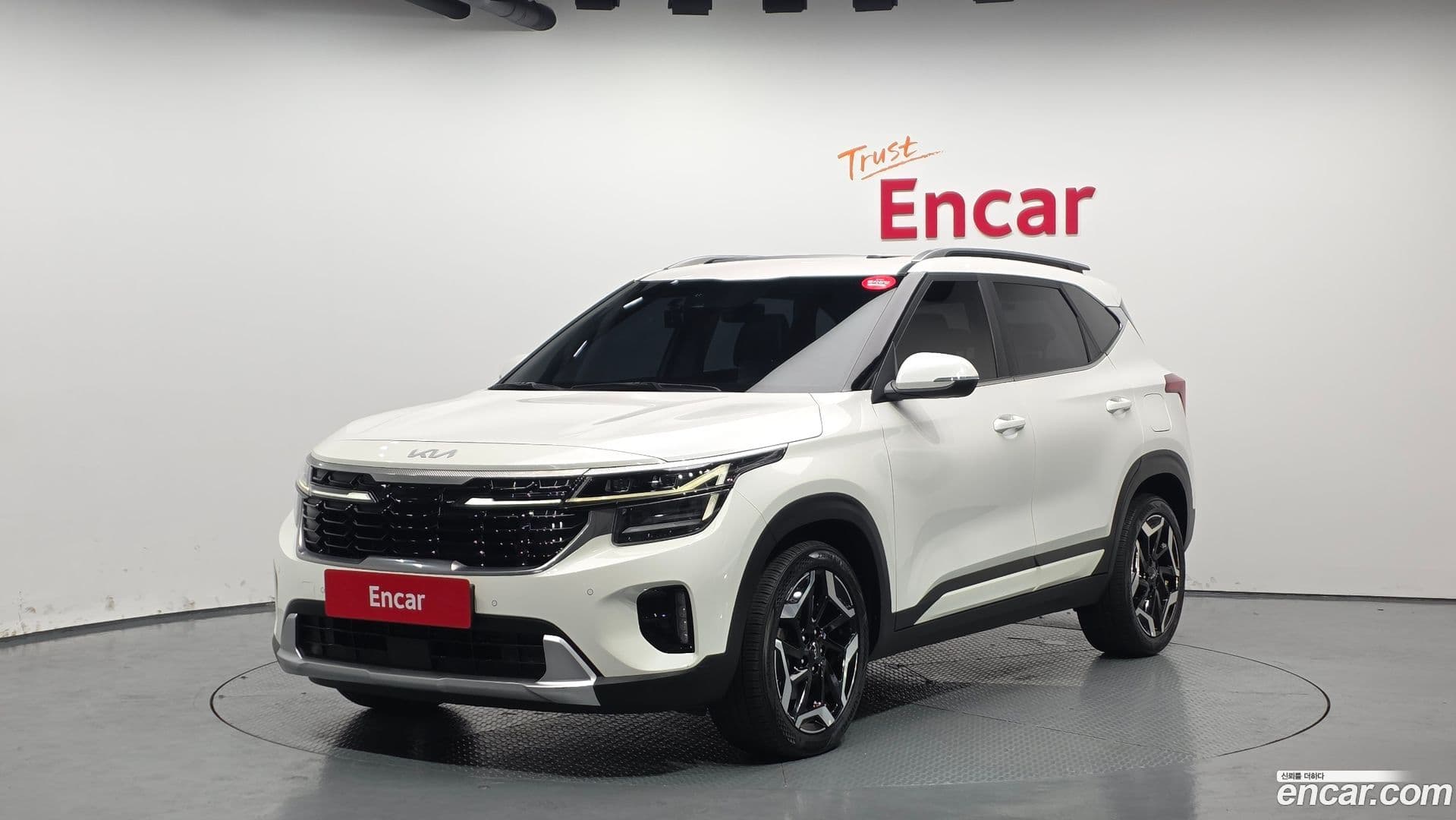 Main__Slider__Photo:Seltos Kia 2022.10-0