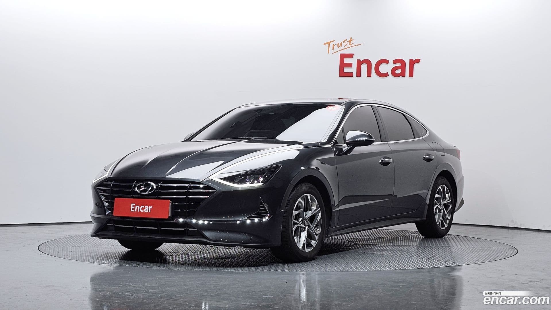 Main__Slider__Photo:Sonata Hyundai 2020.8-0