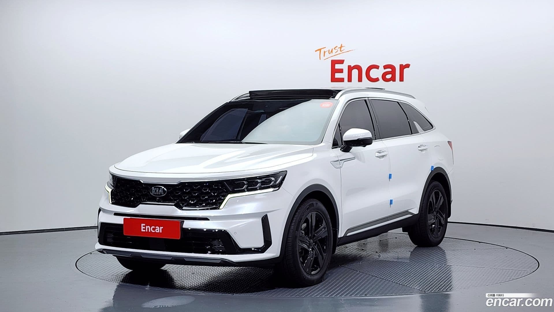 Main__Slider__Photo:Sorento Kia 2020.4-0