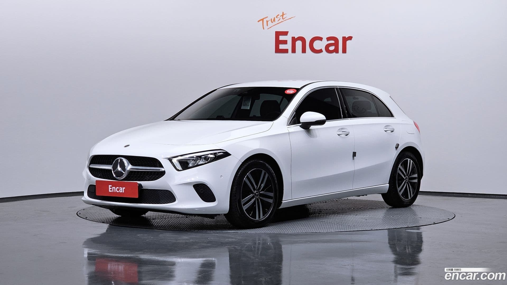 Main__Slider__Photo:A-Class Mercedes-Benz 2022.11-0