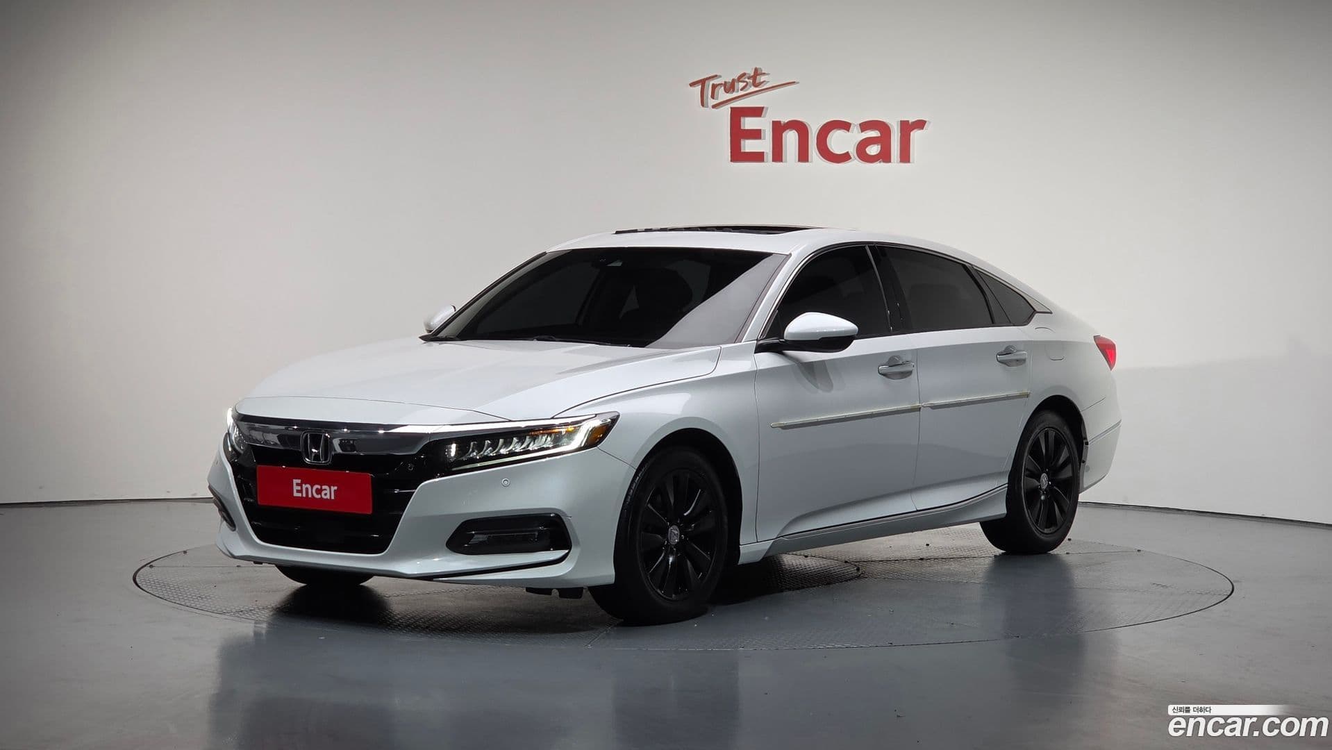 Main__Slider__Photo:Accord Honda 2019.1-0