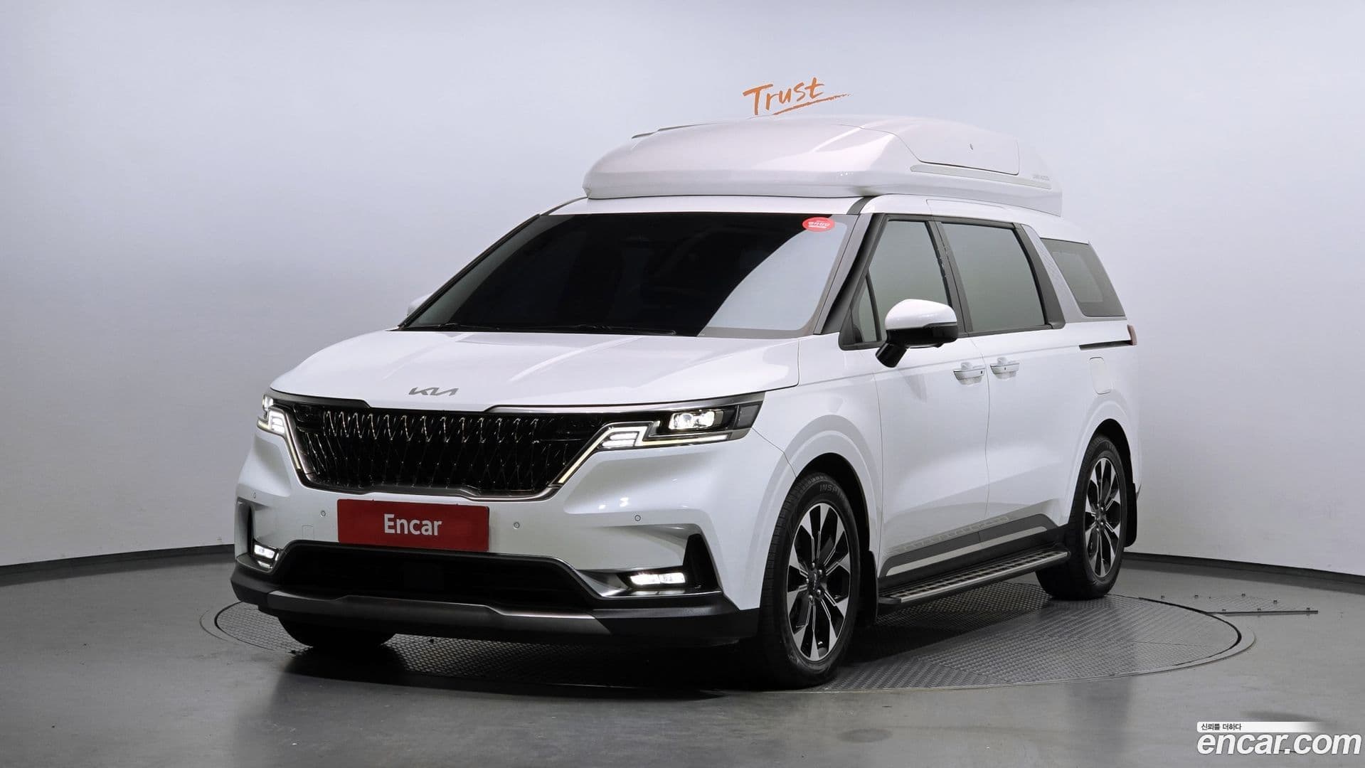 Main__Slider__Photo:Canival Kia 2022.4-0