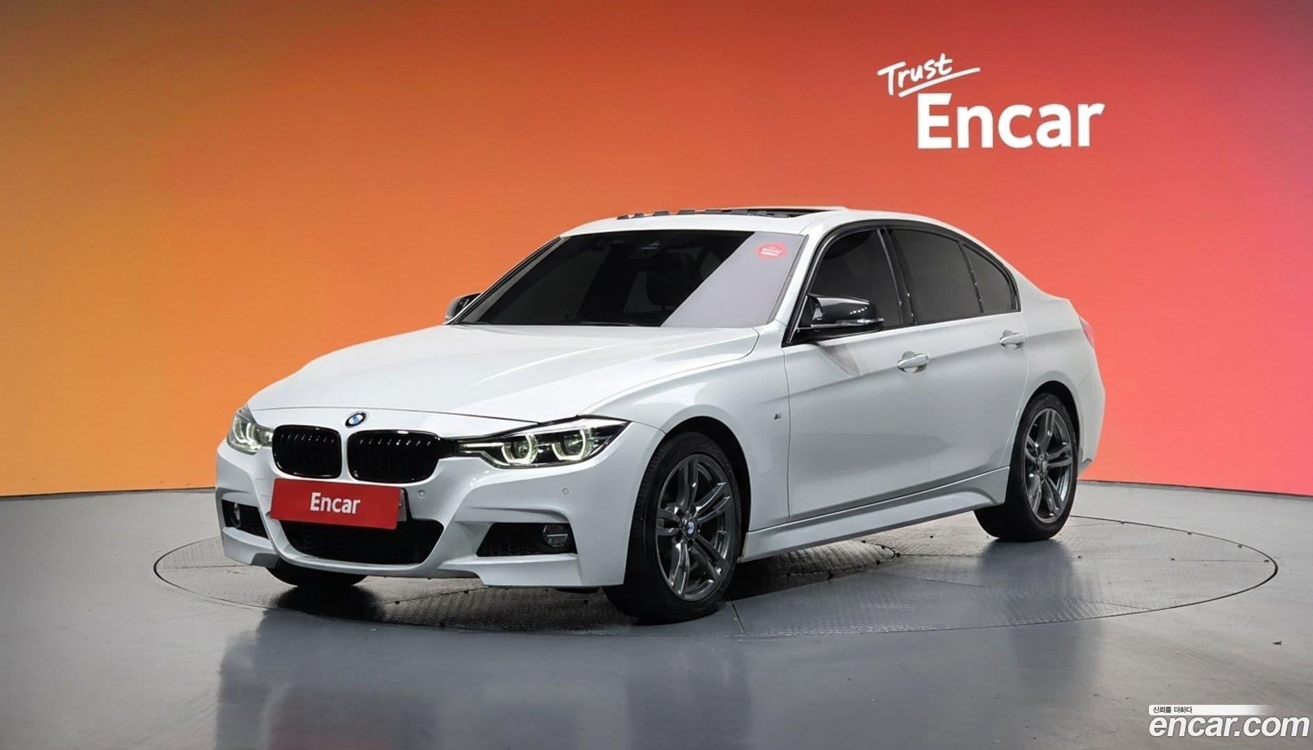 Main__Slider__Photo:3-Series BMW 2018.11-0