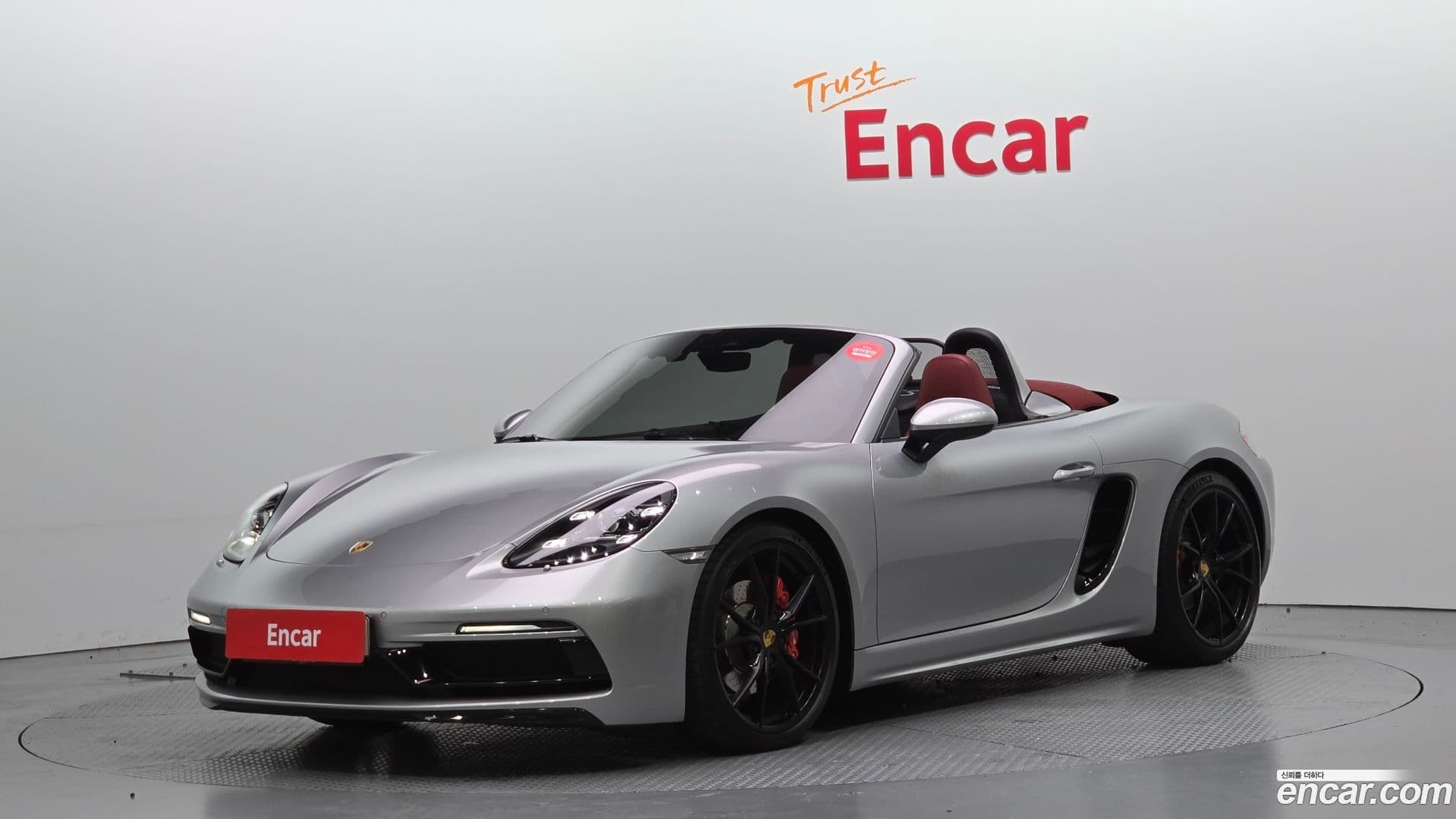 Main__Slider__Photo:718 Porsche 2019.5-0