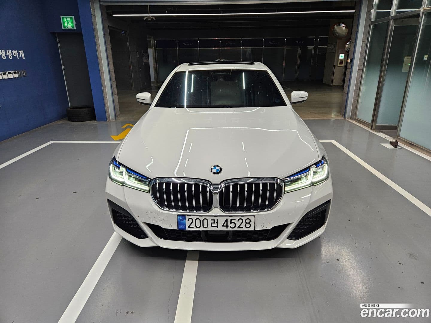Main__Slider__Photo:5-Series BMW 2022.9-0