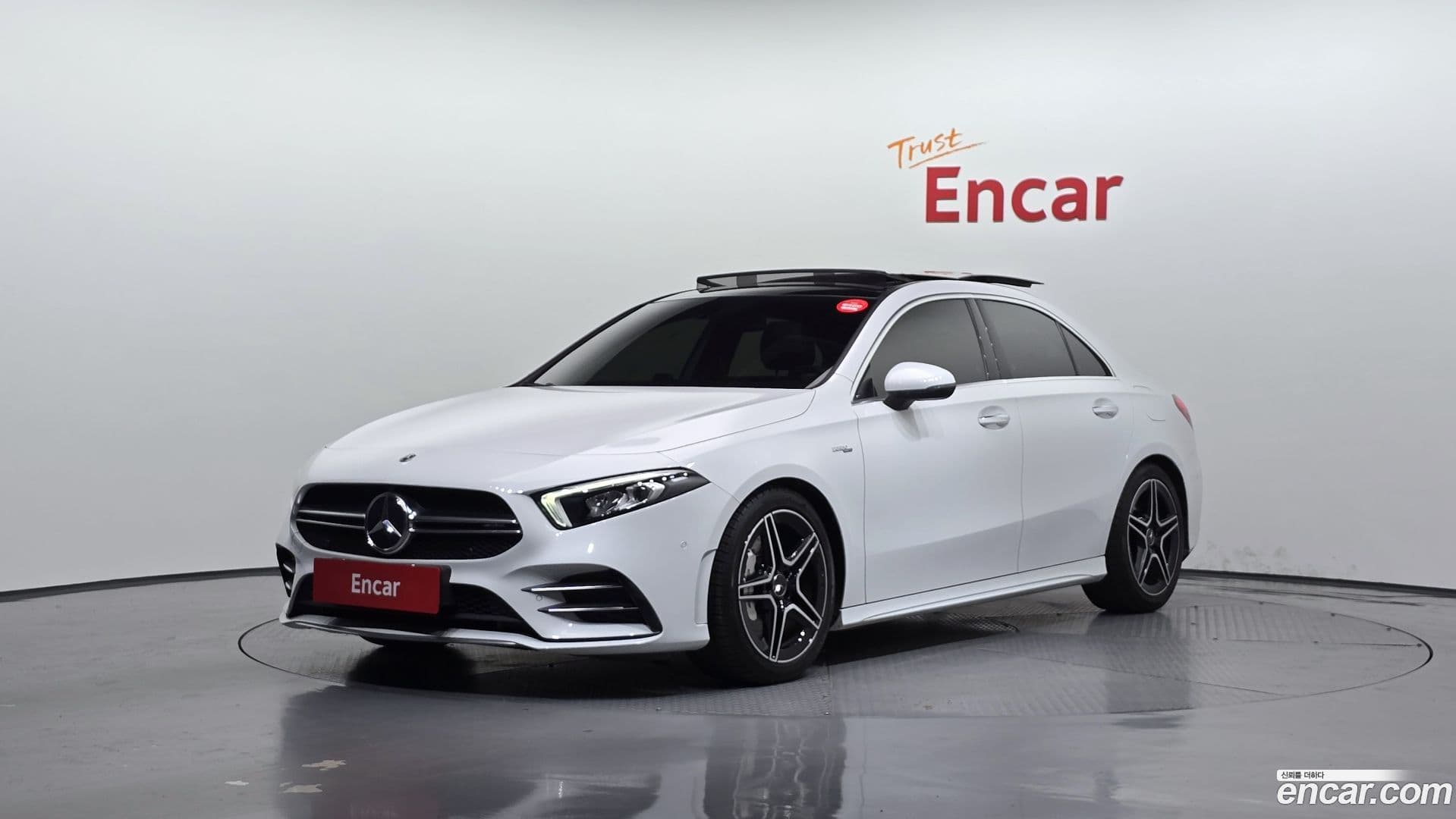 Main__Slider__Photo:A-Class Mercedes-Benz 2021.1-0