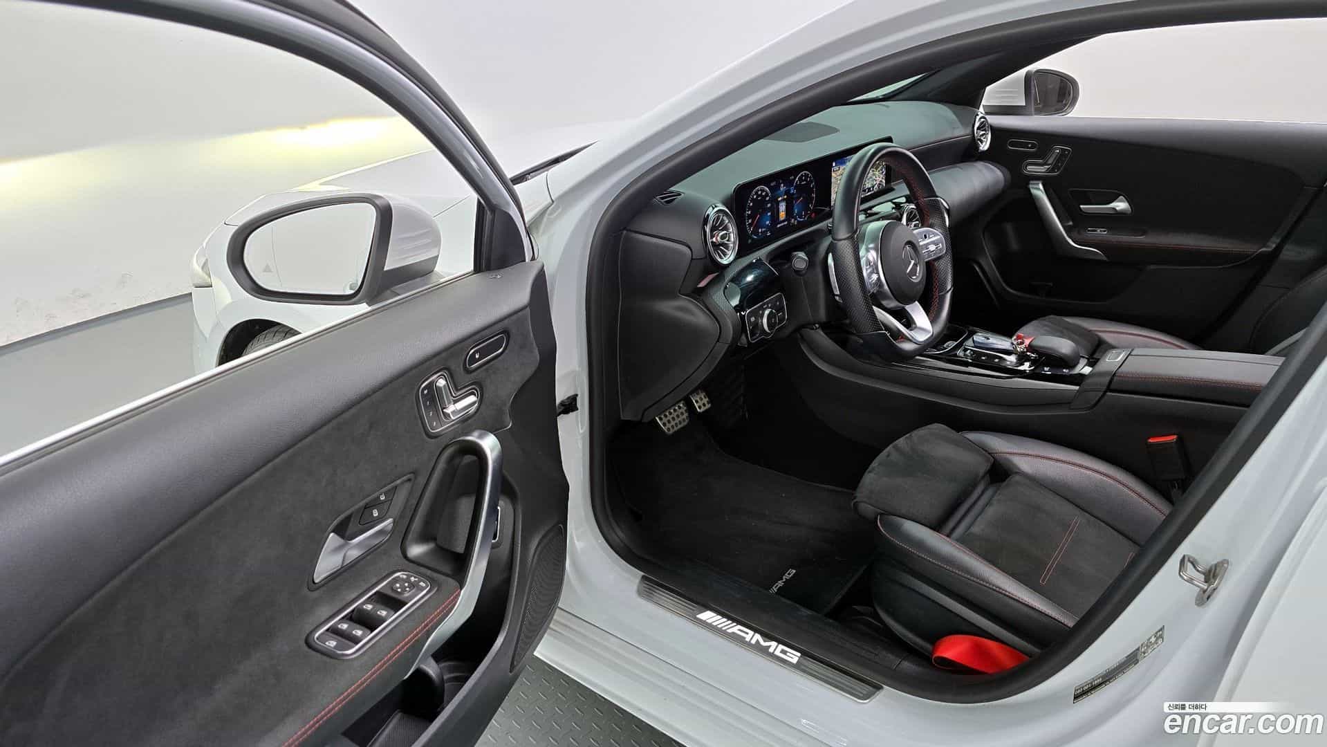 A-Class Mercedes-Benz 2021.1-INNER-010