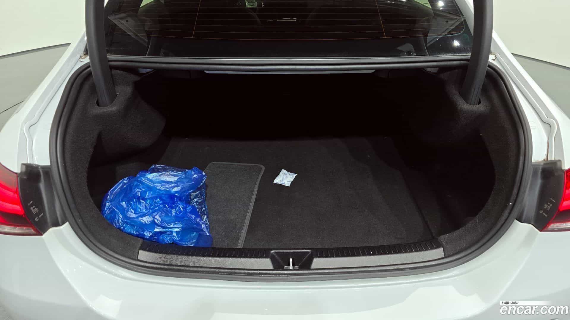 A-Class Mercedes-Benz 2021.1-OPTION-024