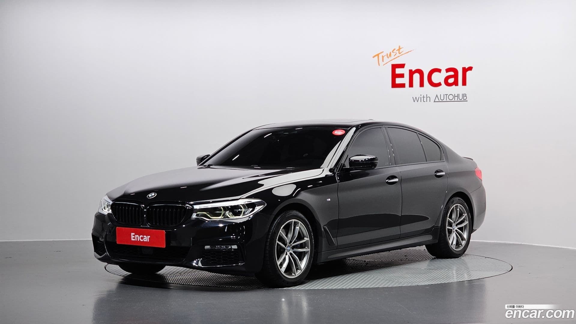 Main__Slider__Photo:5-Series BMW 2017.4-0