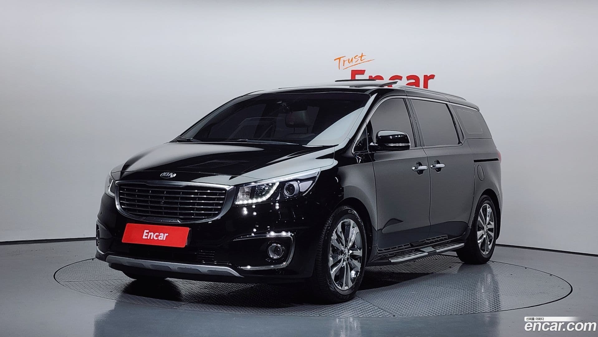 Main__Slider__Photo:Canival Kia 2018.5-0