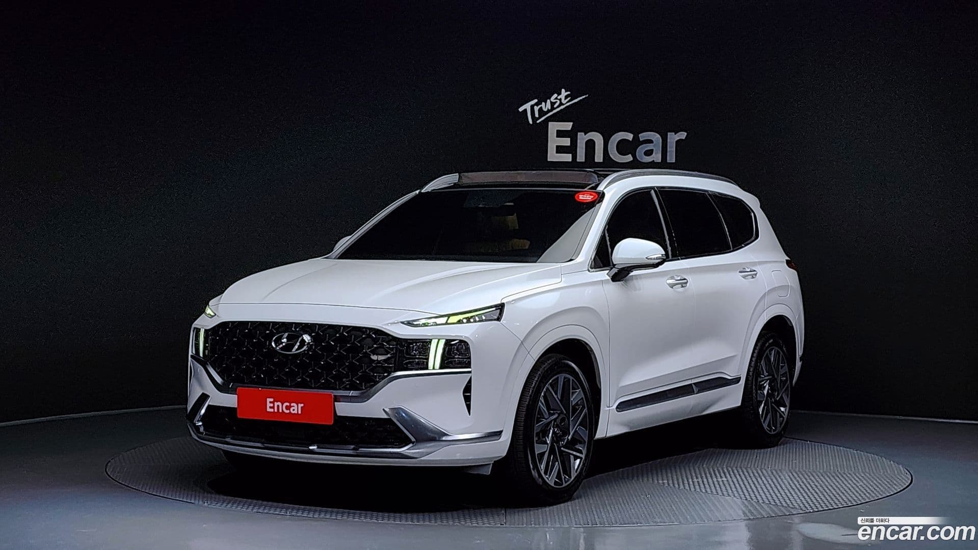 Main__Slider__Photo:Santafe Hyundai 2021.2-0