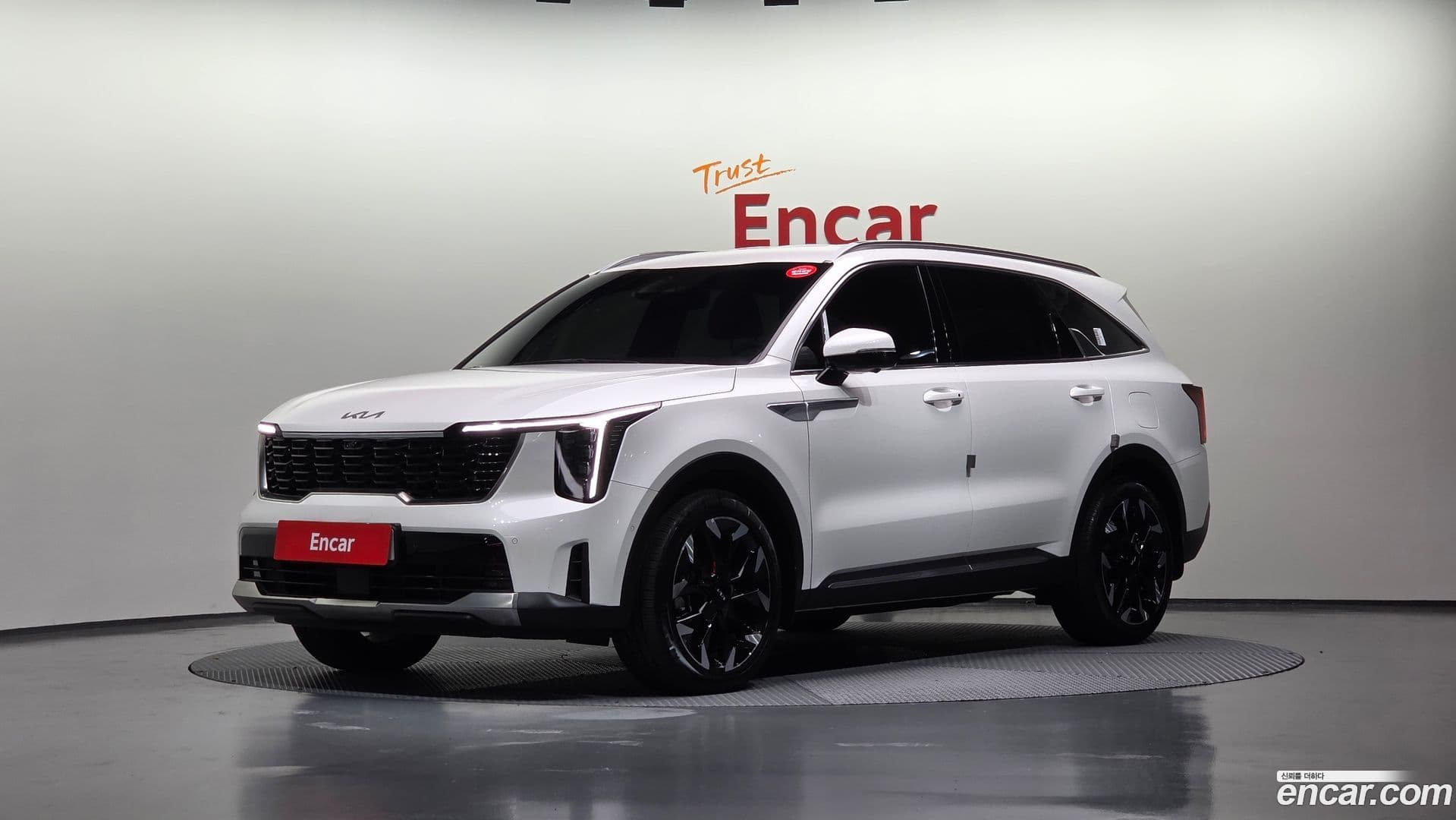 Main__Slider__Photo:Sorento Kia 2024.5-0