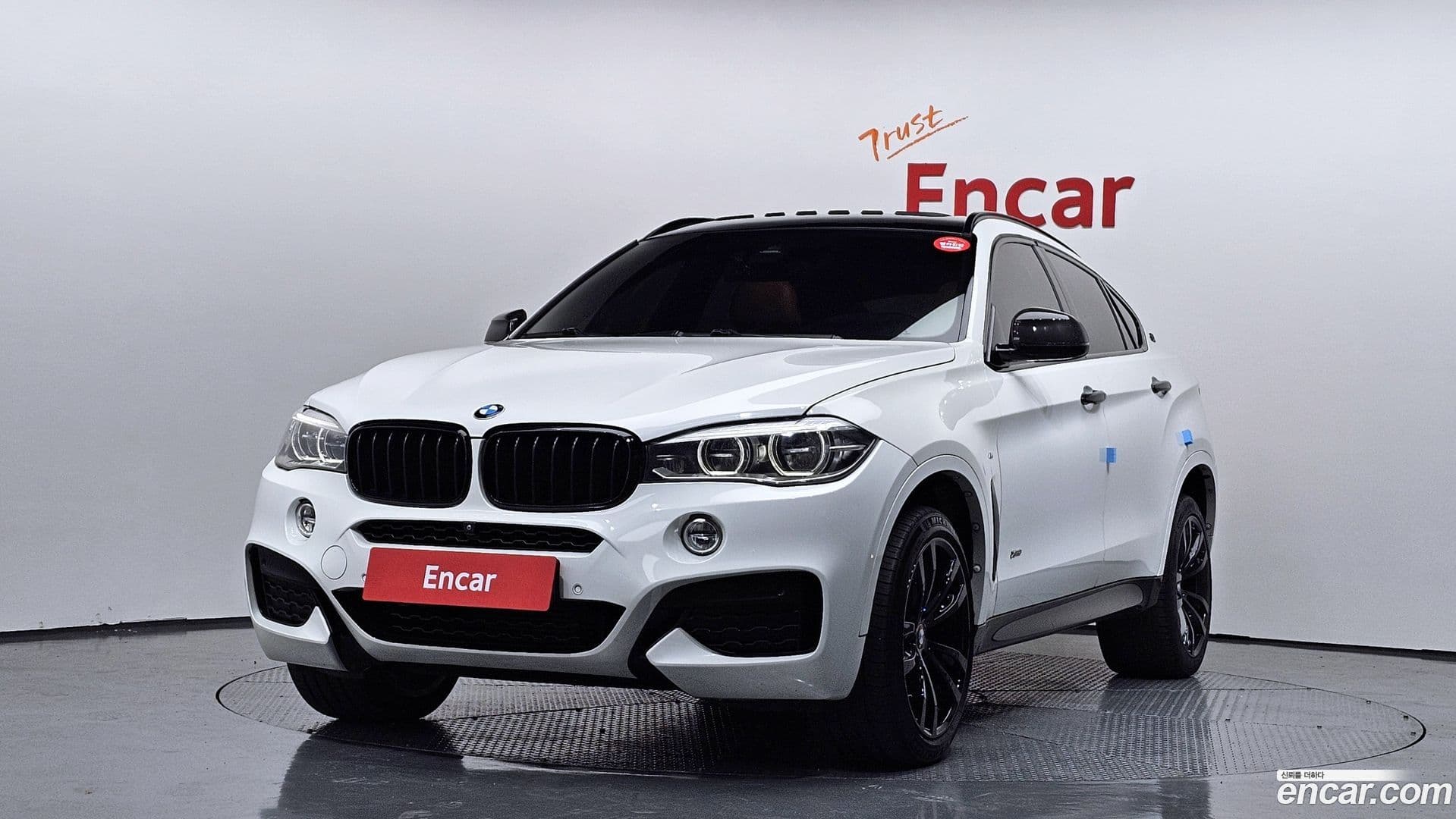 Main__Slider__Photo:X6 BMW 2016.7-0