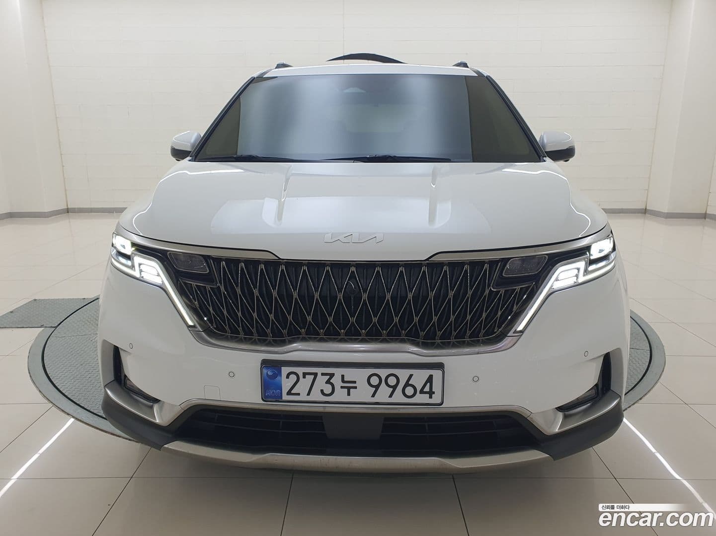 Main__Slider__Photo:Canival Kia 2022.10-0