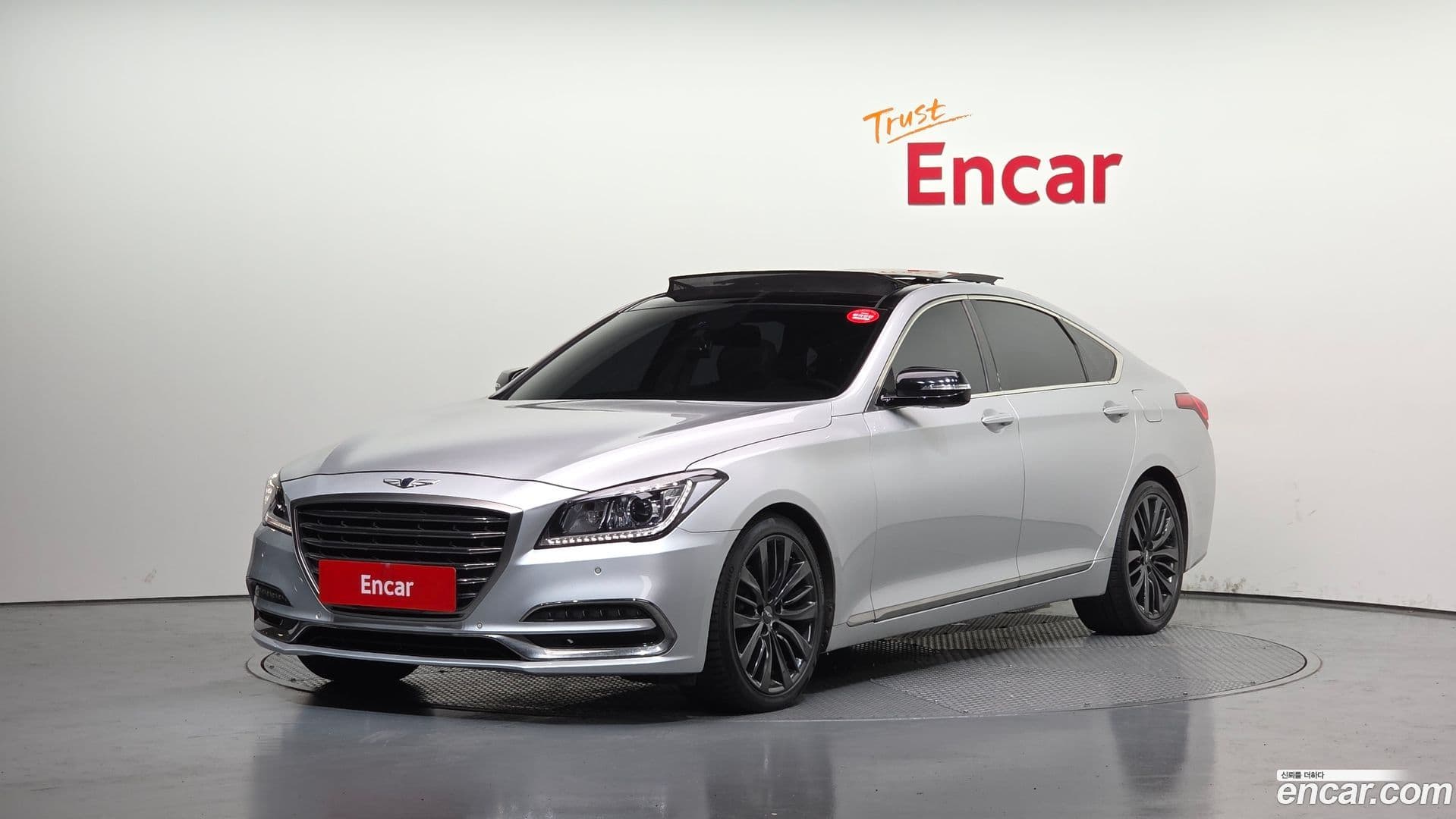 Main__Slider__Photo:Genesis Hyundai 2014.5-0