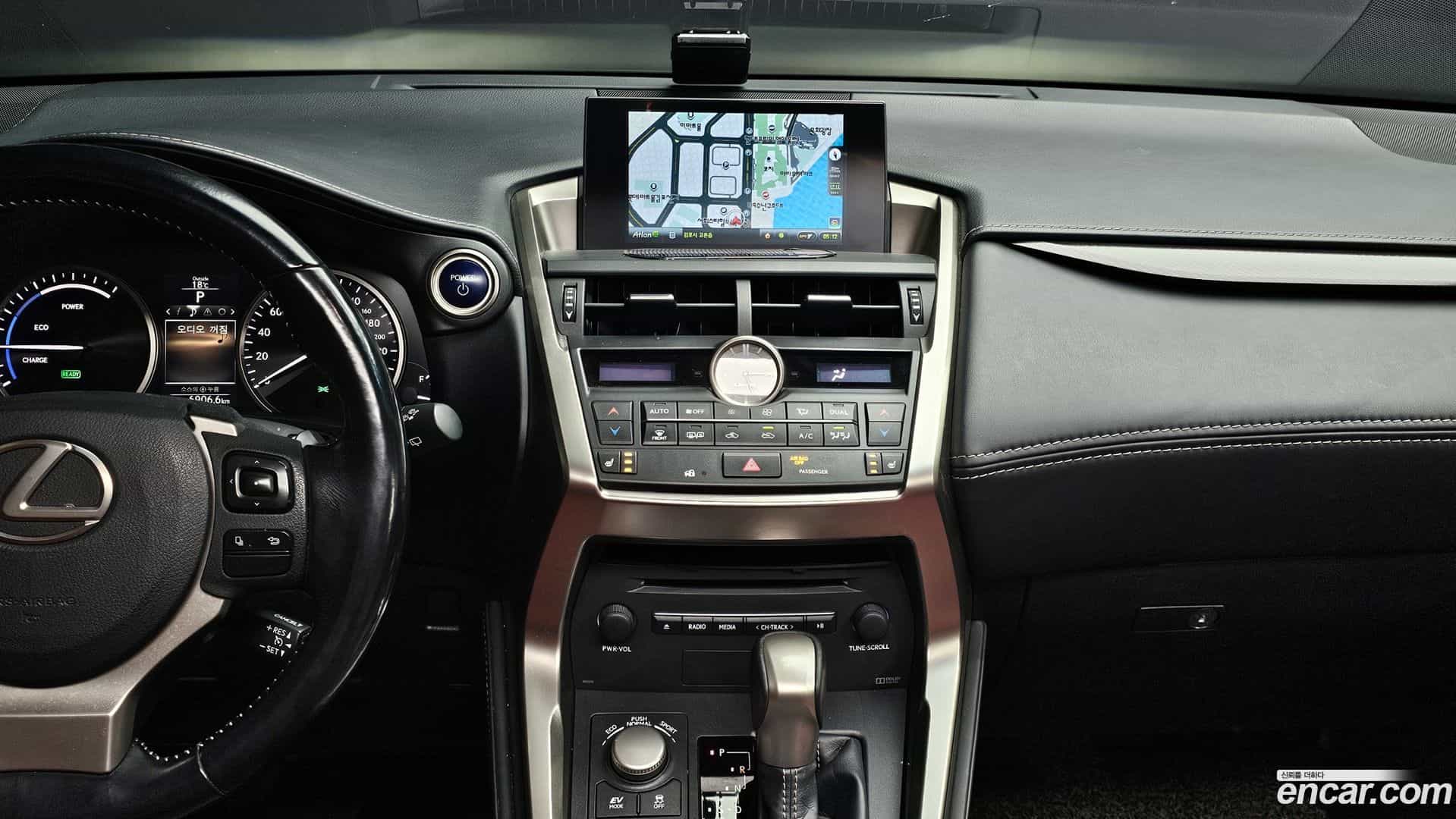 NX Lexus 2017.3-OPTION-020