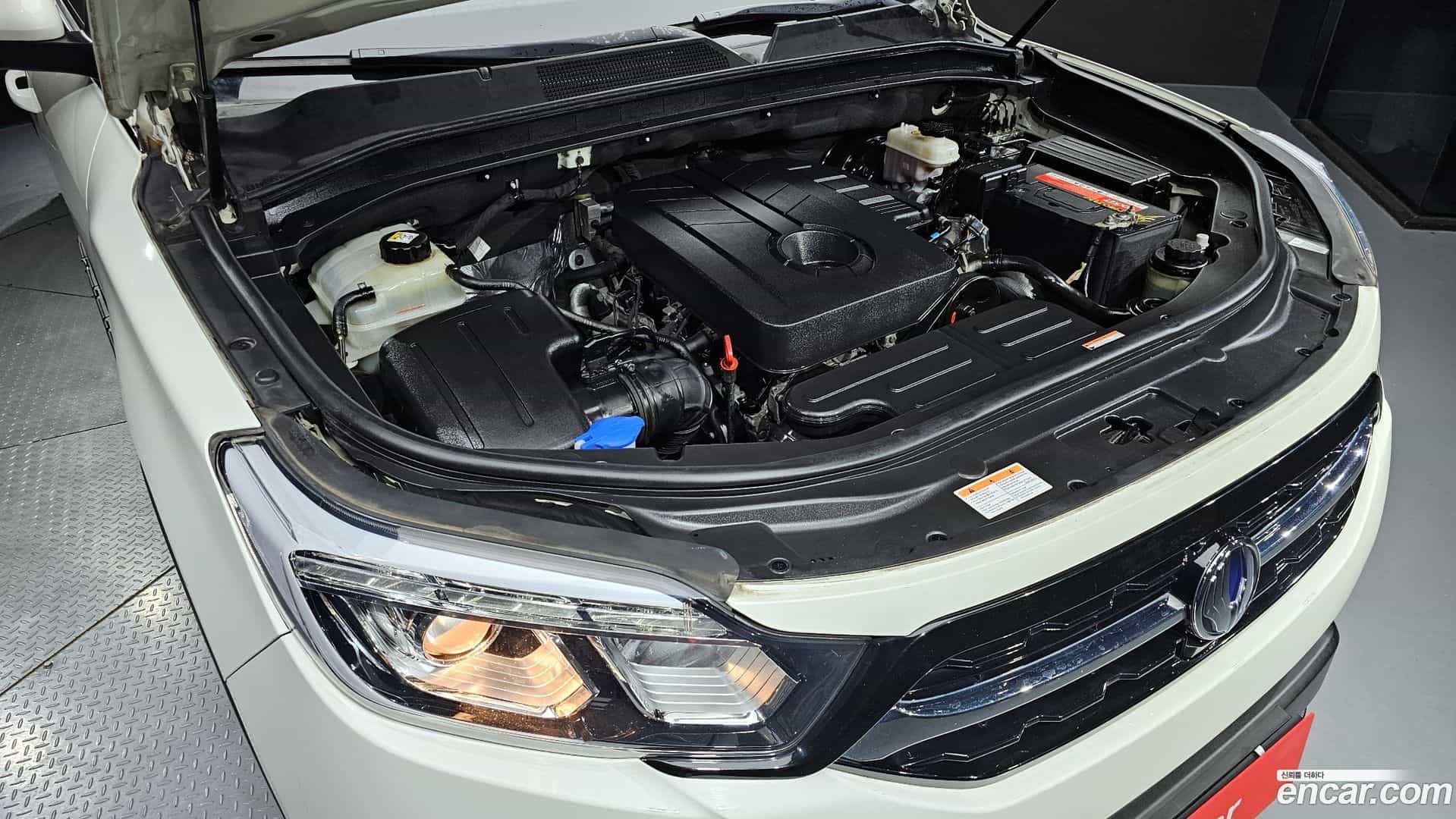 Rexton KG Mobility 2019.7-INNER-006