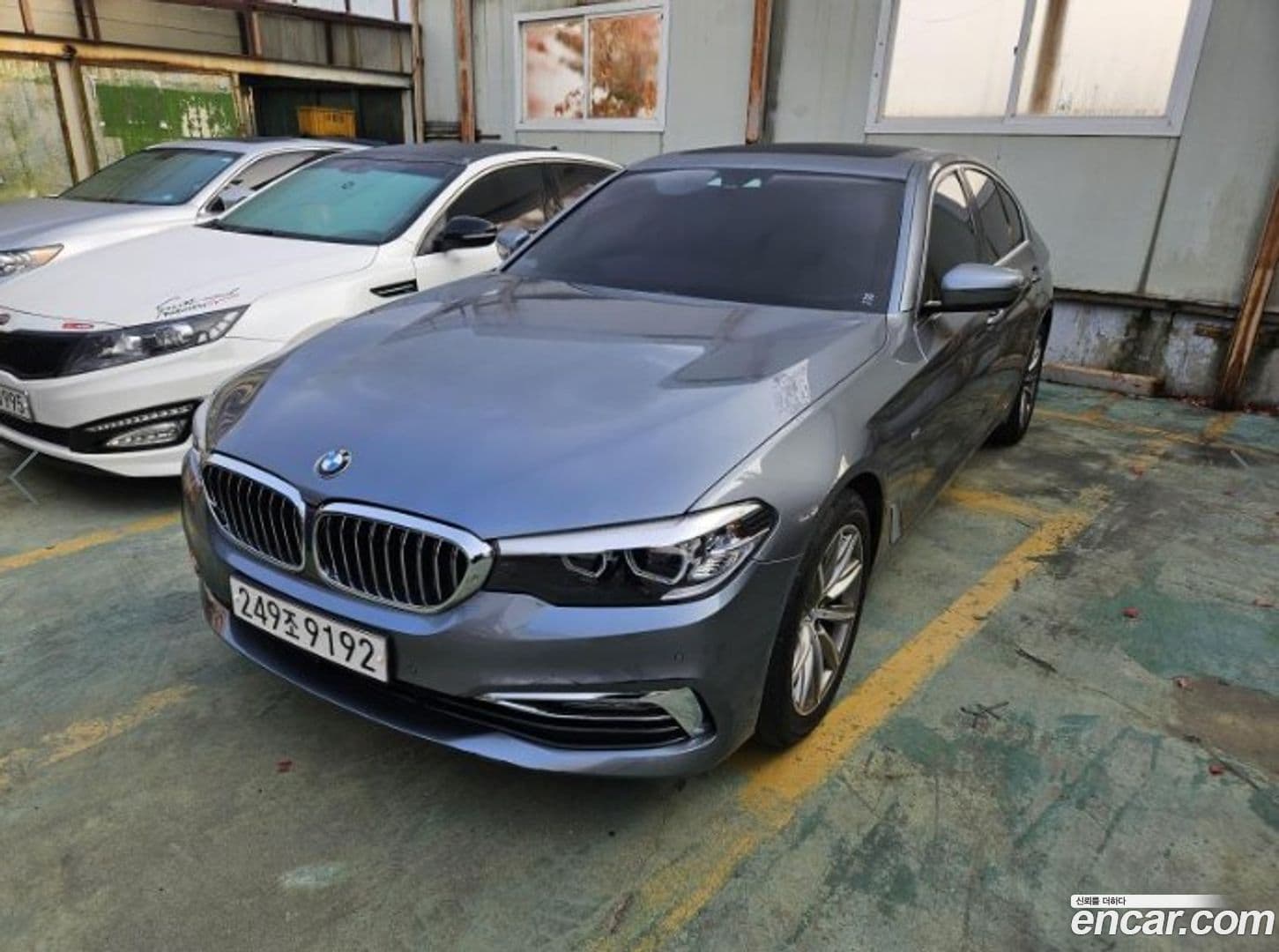 Main__Slider__Photo:5-Series BMW 2018.9-0
