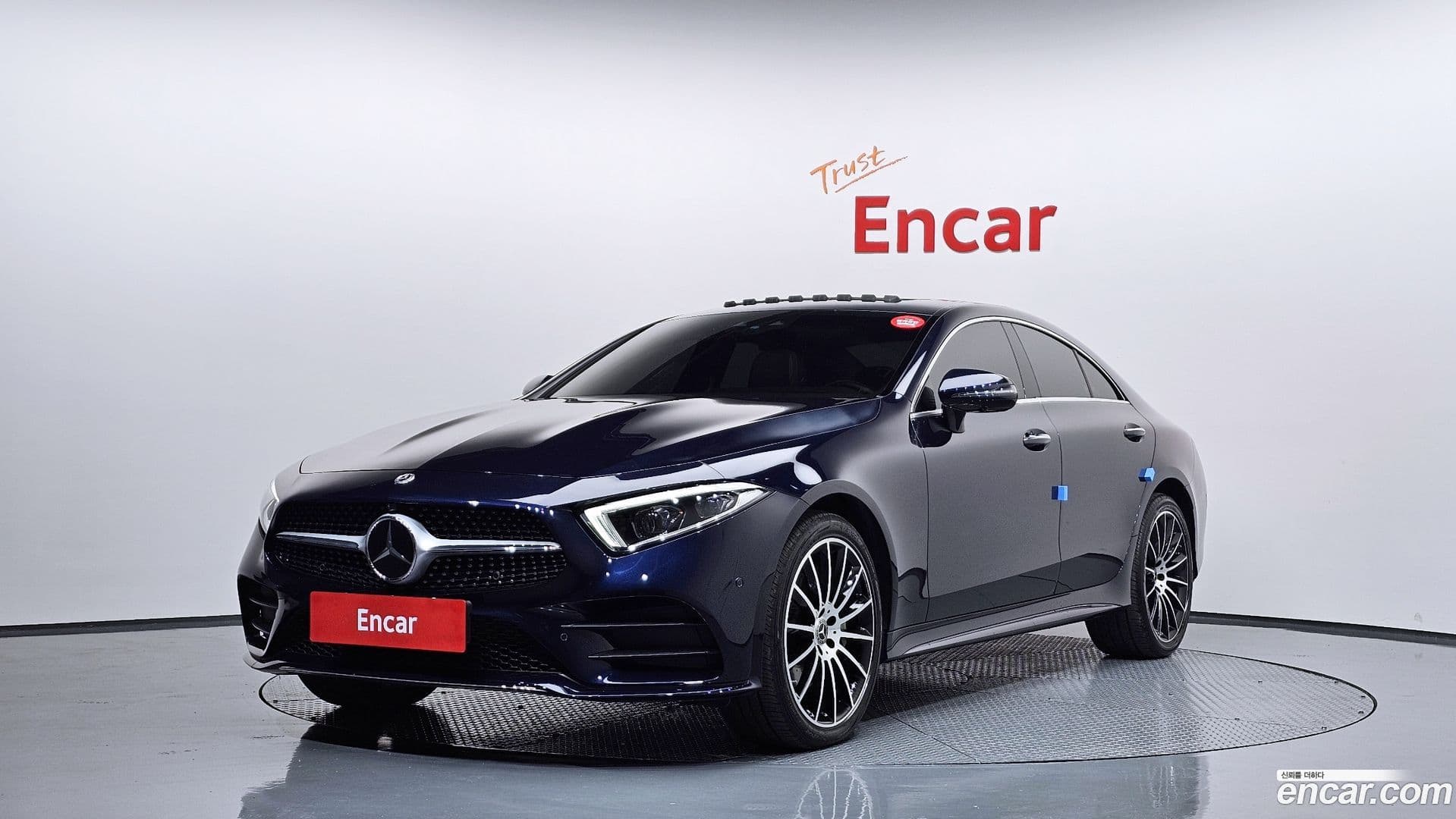 Main__Slider__Photo:CLS-Class Mercedes-Benz 2020.10-0