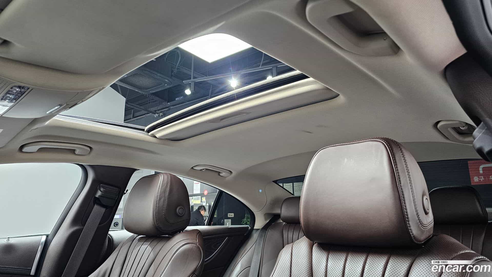 CLS-Class Mercedes-Benz 2020.10-OPTION-23