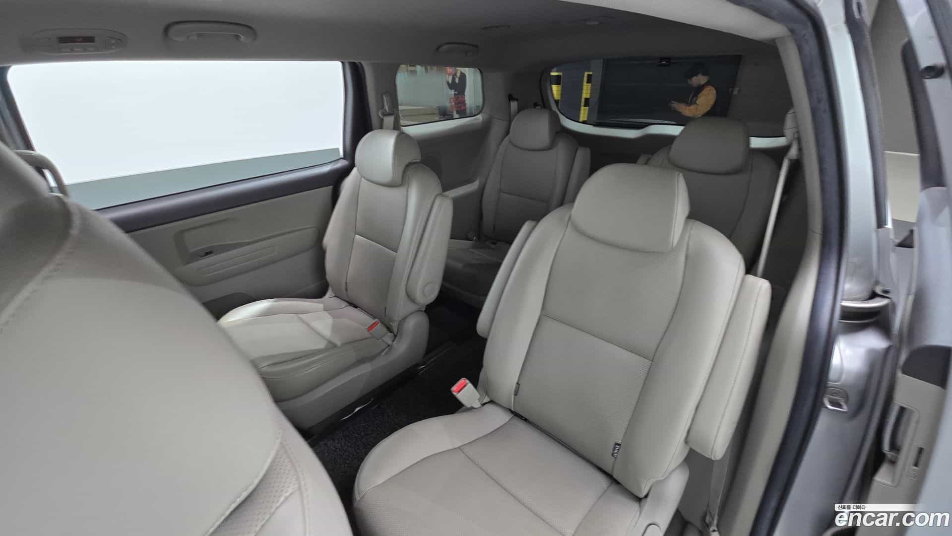 Canival Kia 2017.9-OPTION-016