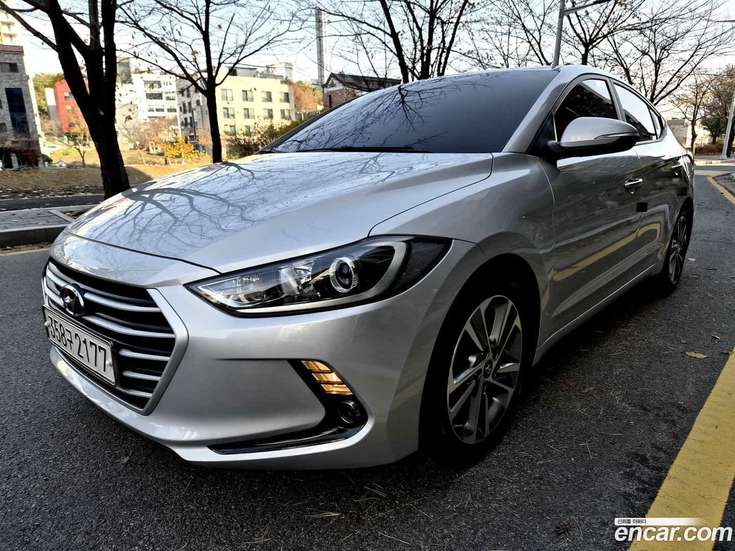 AVANTE Hyundai 2018.2-OUTER-001