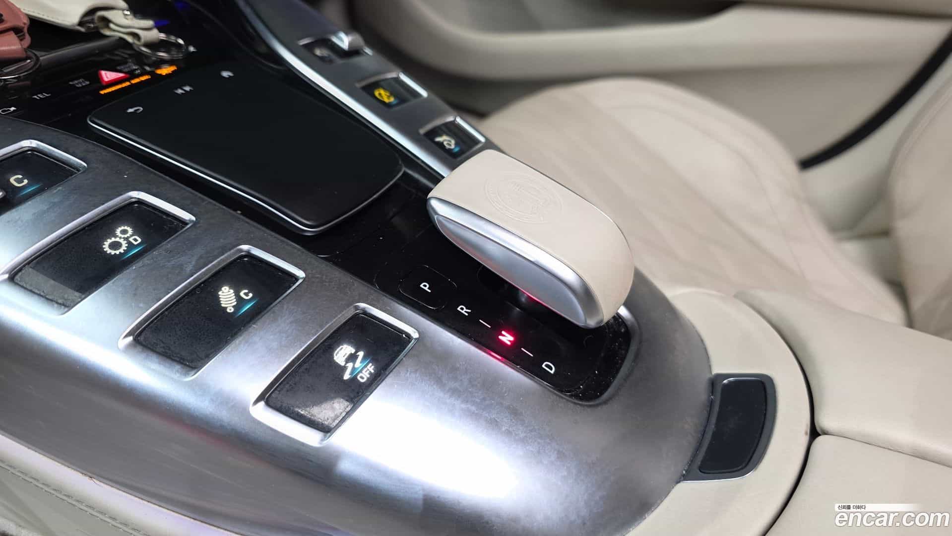 AMG GT Mercedes-Benz 2022.5-INNER-009