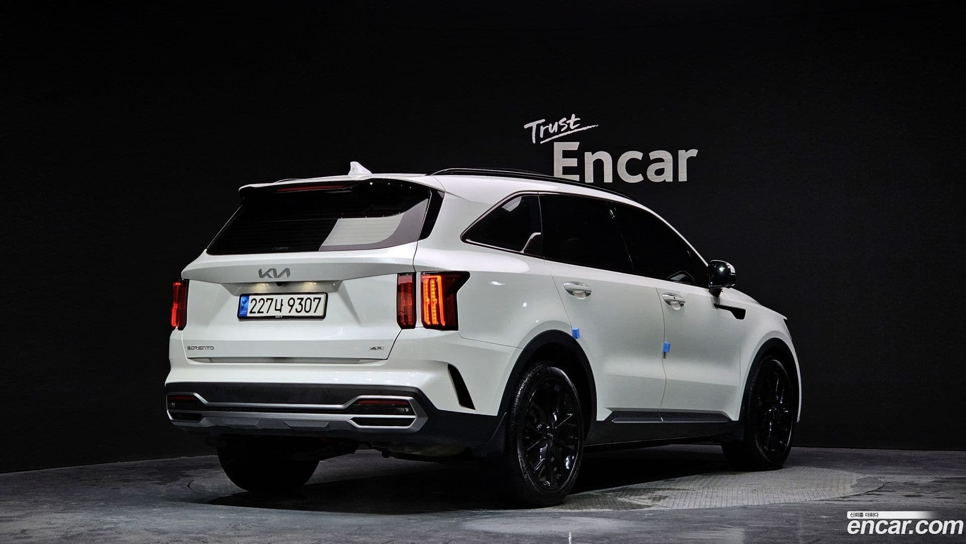 Main__Slider__Photo:Sorento Kia 2023.2-0