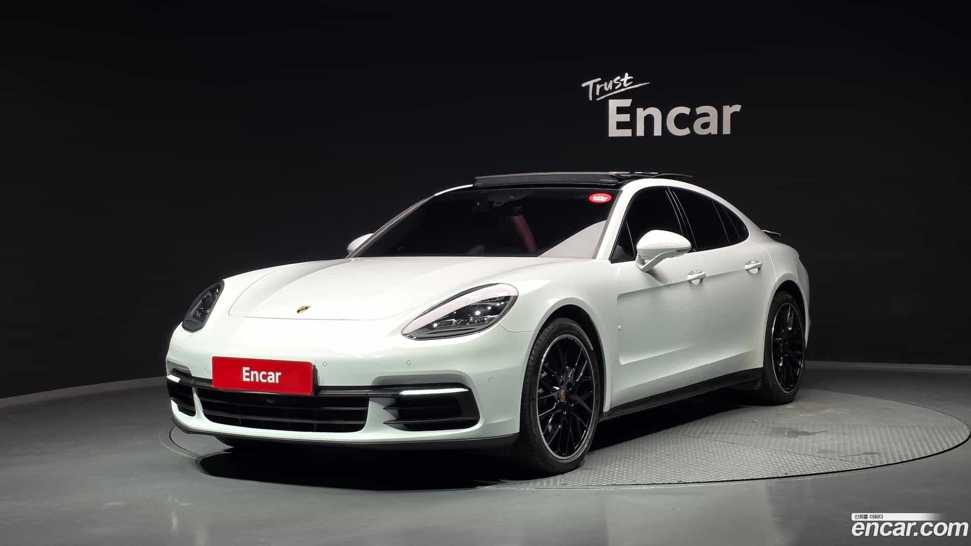 Panamera Porsche 2018.2-OUTER-1