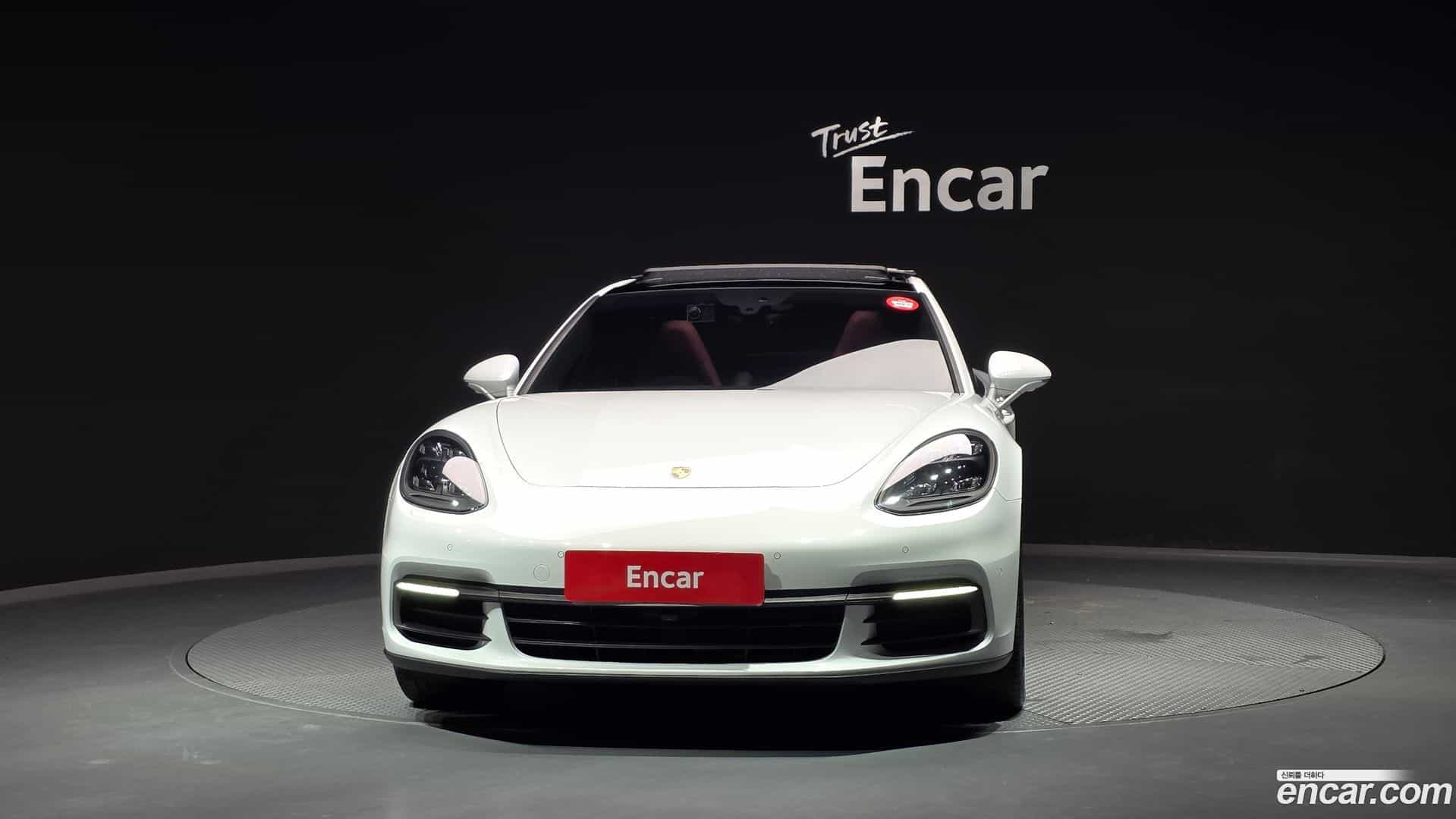 Panamera Porsche 2018.2-OUTER-3