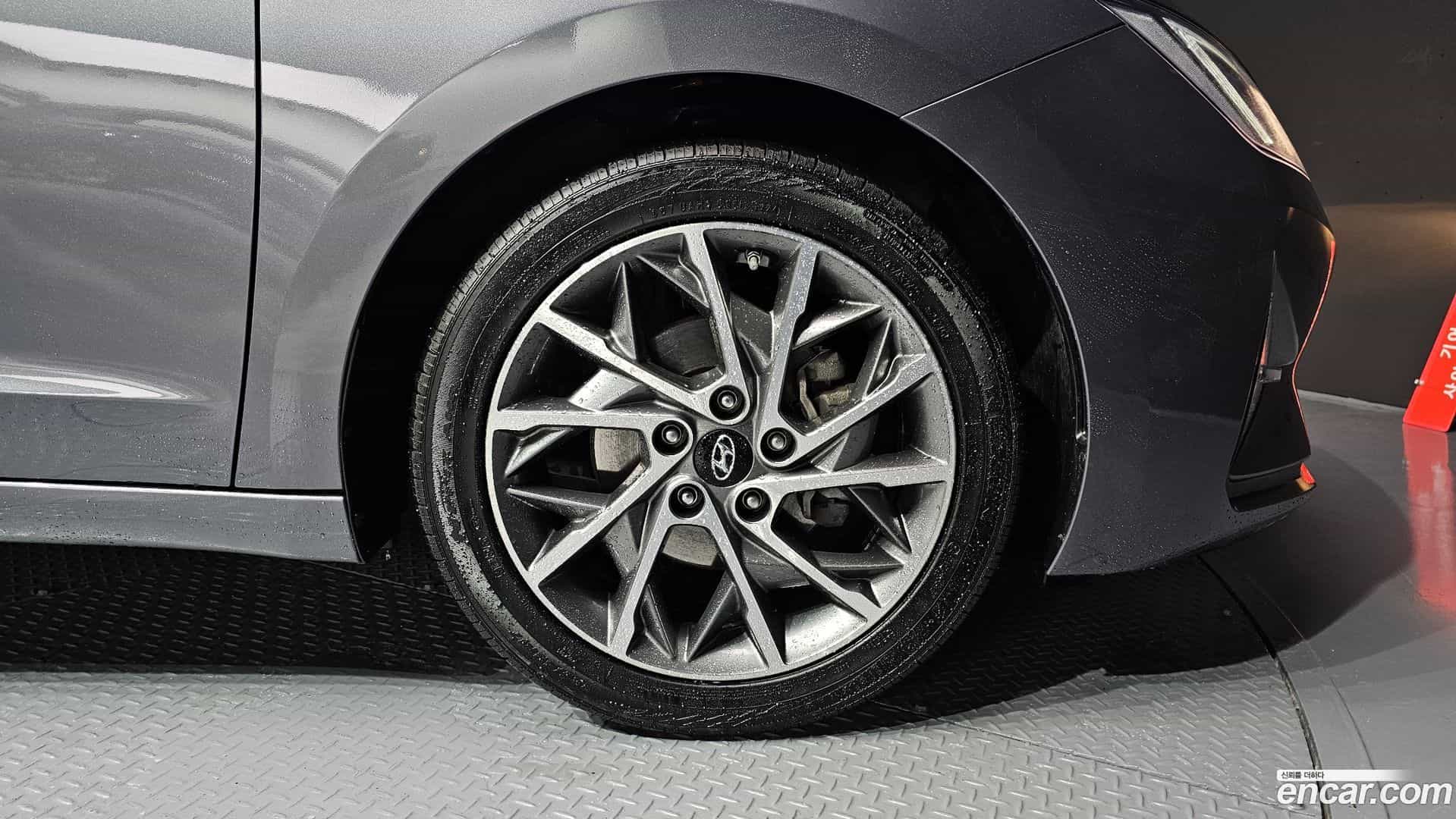 AVANTE Hyundai 2019.4-OUTER-5