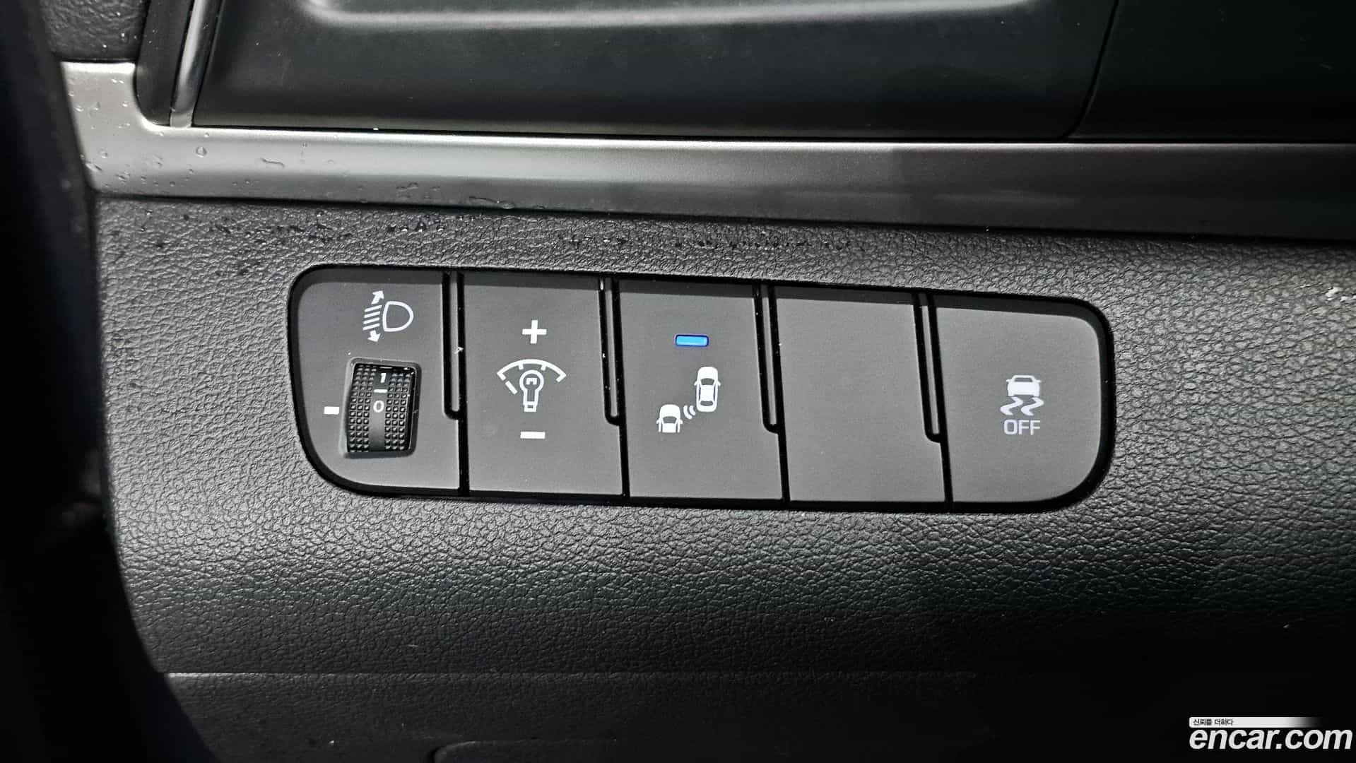 AVANTE Hyundai 2019.4-OPTION-19