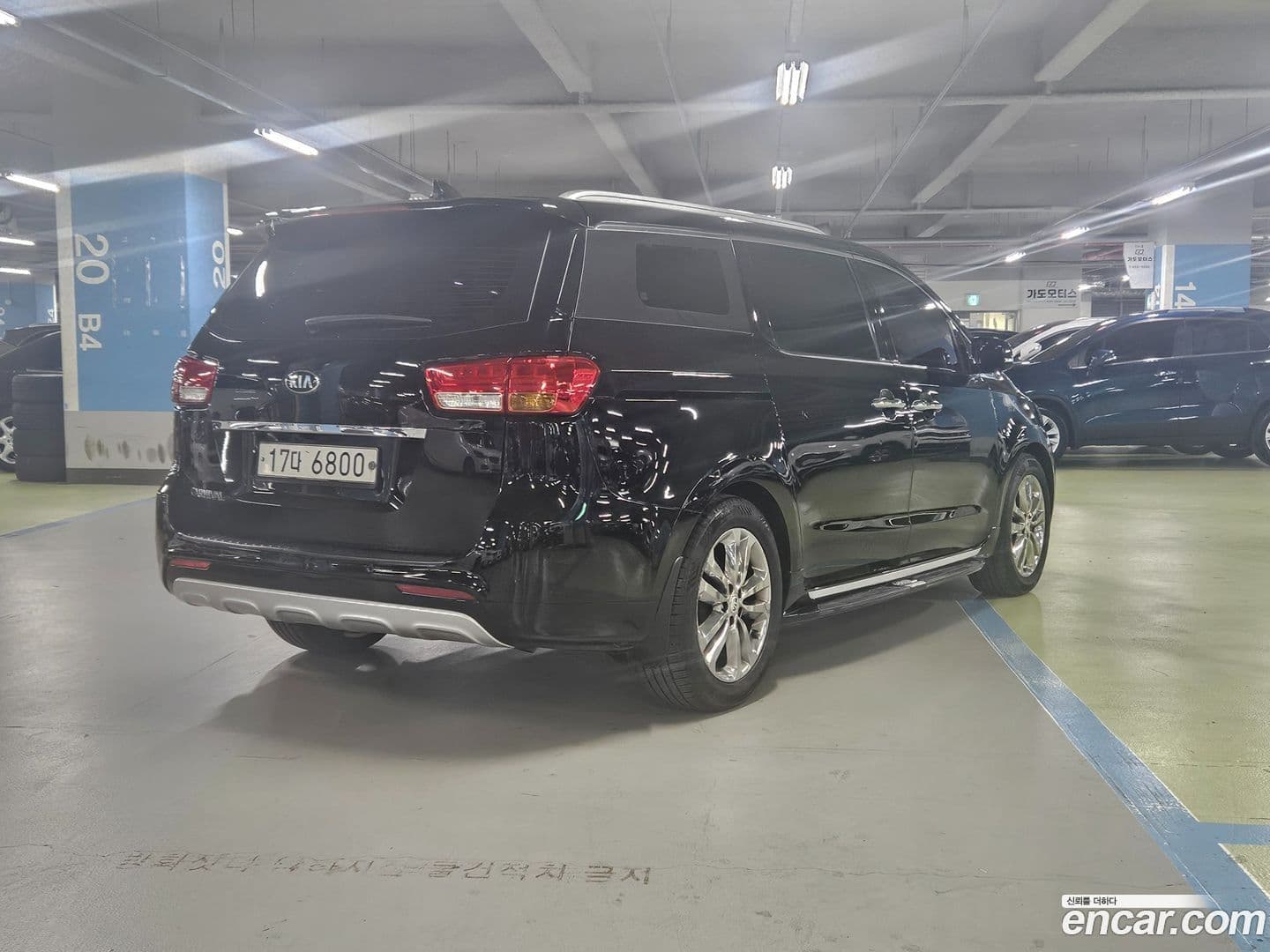 Main__Slider__Photo:Canival Kia 2017.2-0