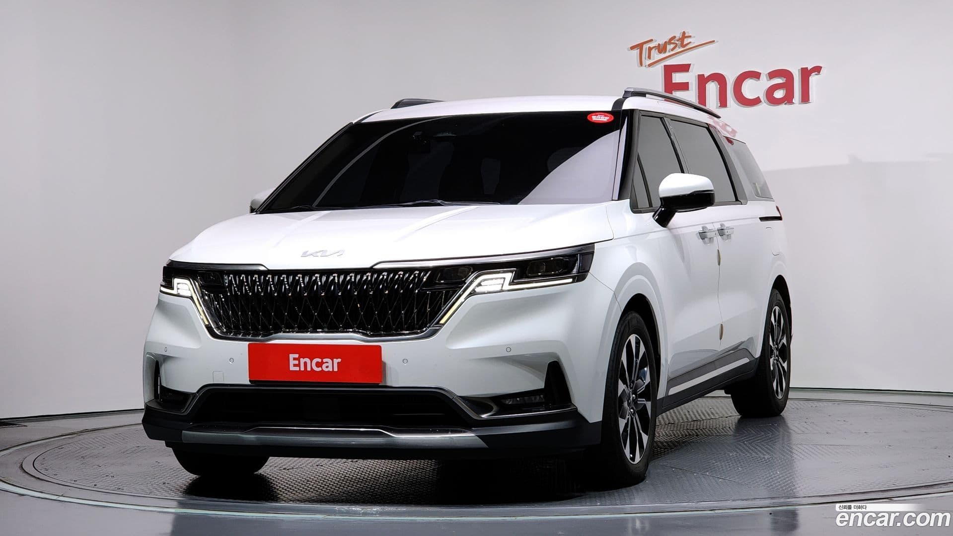 Main__Slider__Photo:Canival Kia 2021.11-0