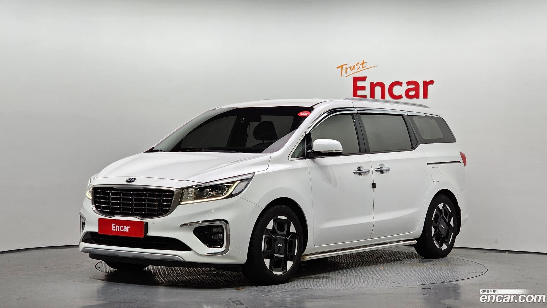 Main__Slider__Photo:Canival Kia 2019.0-0
