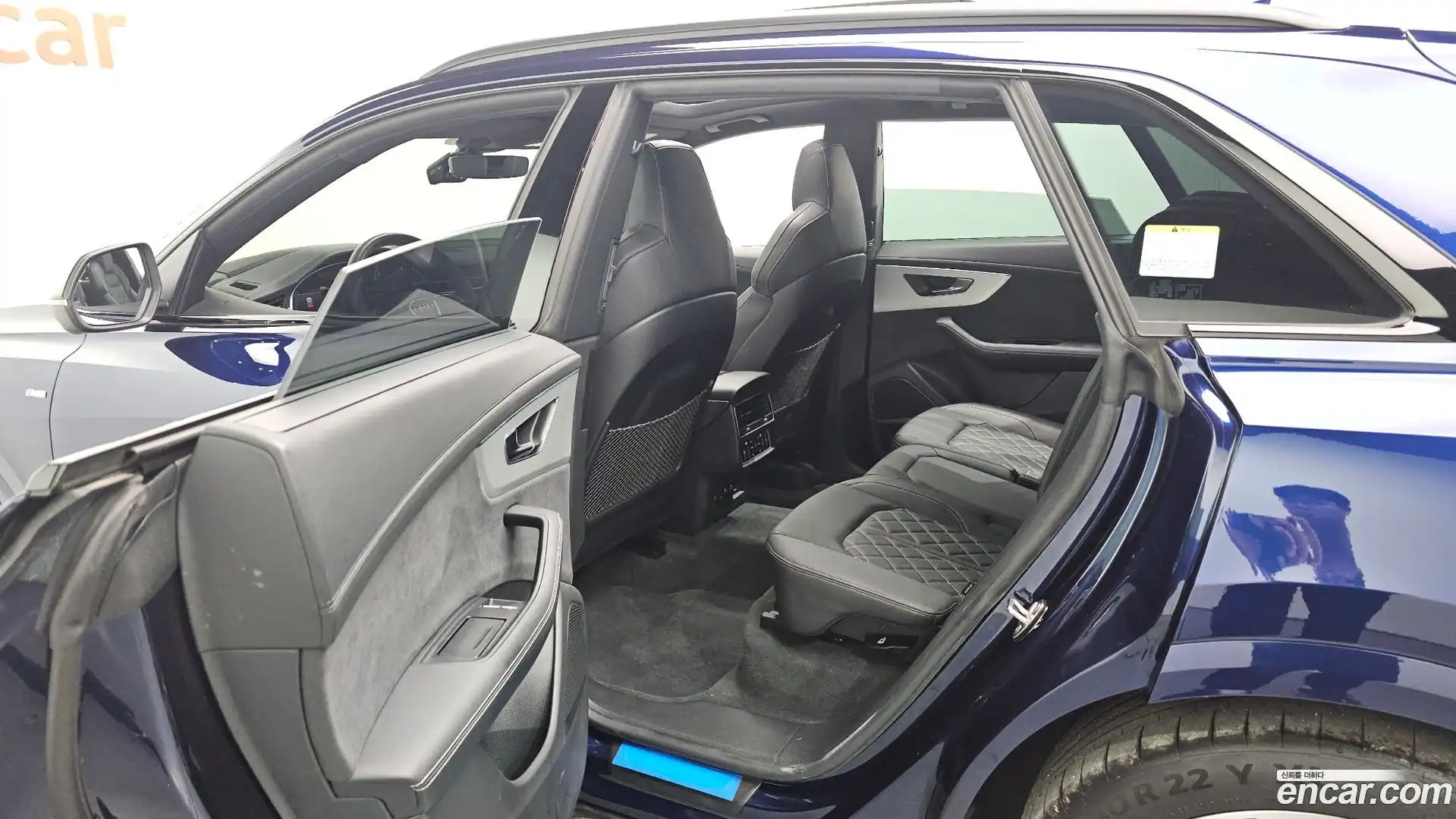 Q8 Audi 2023.2-OPTION-016