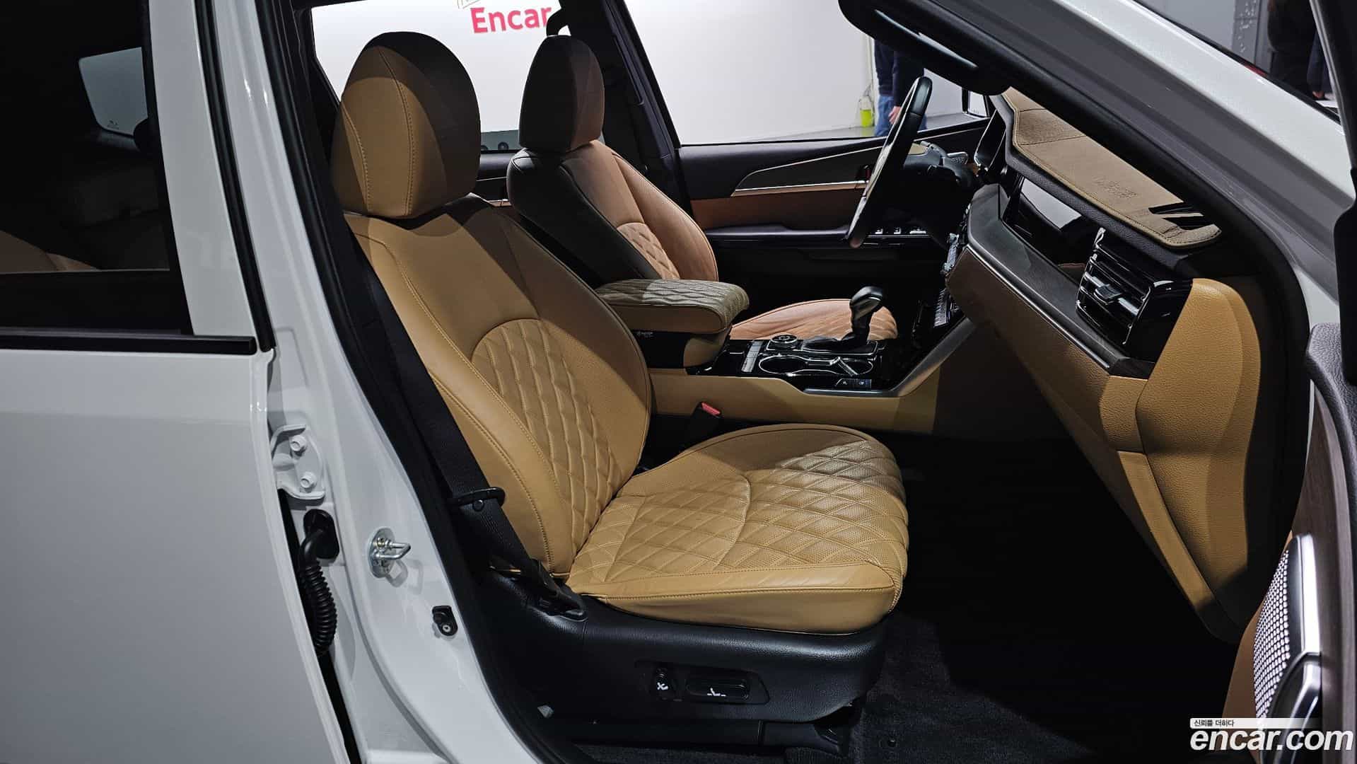 Mohave Kia 2020.5-INNER-10