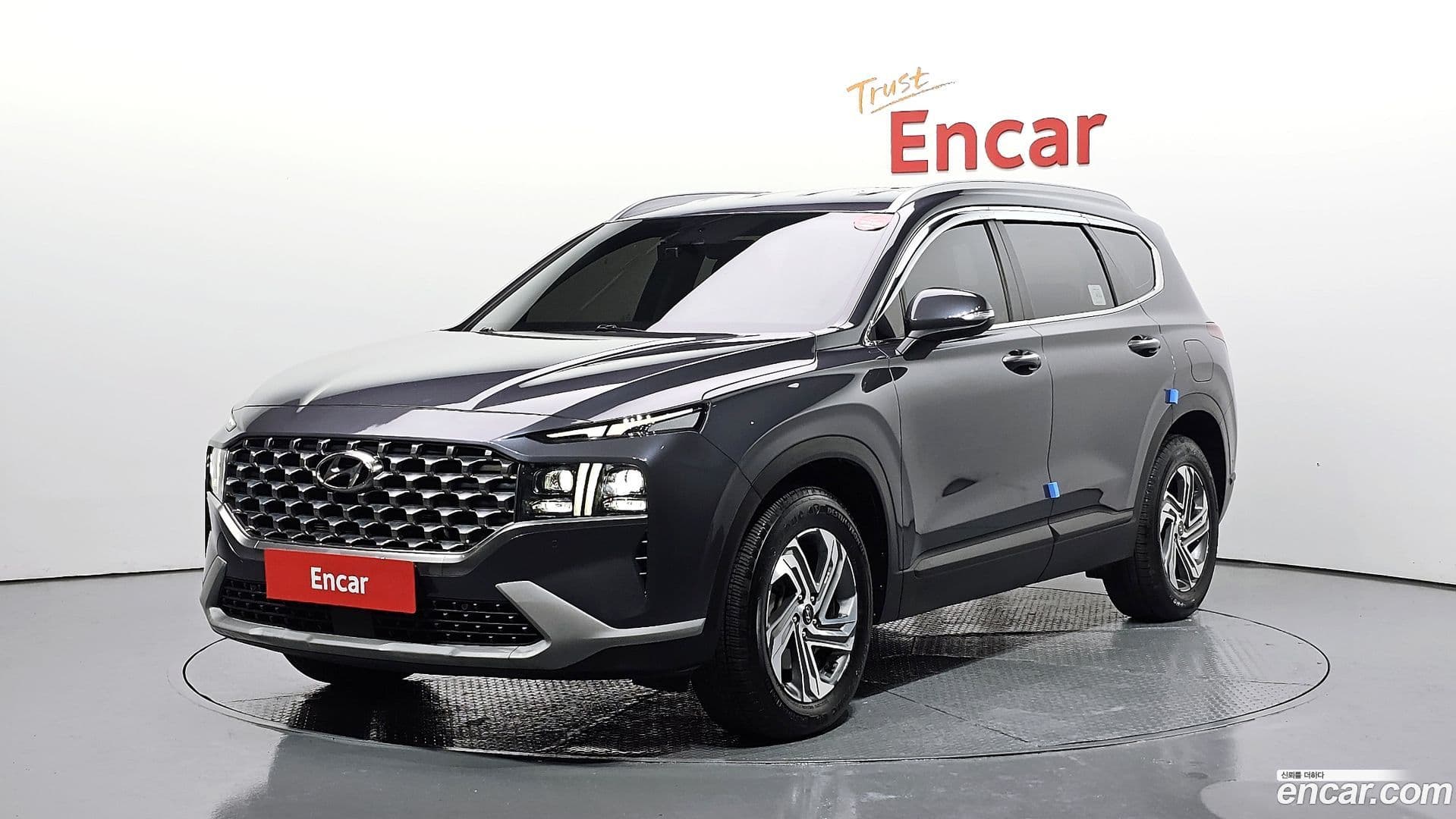 Main__Slider__Photo:Santafe Hyundai 2022.11-0