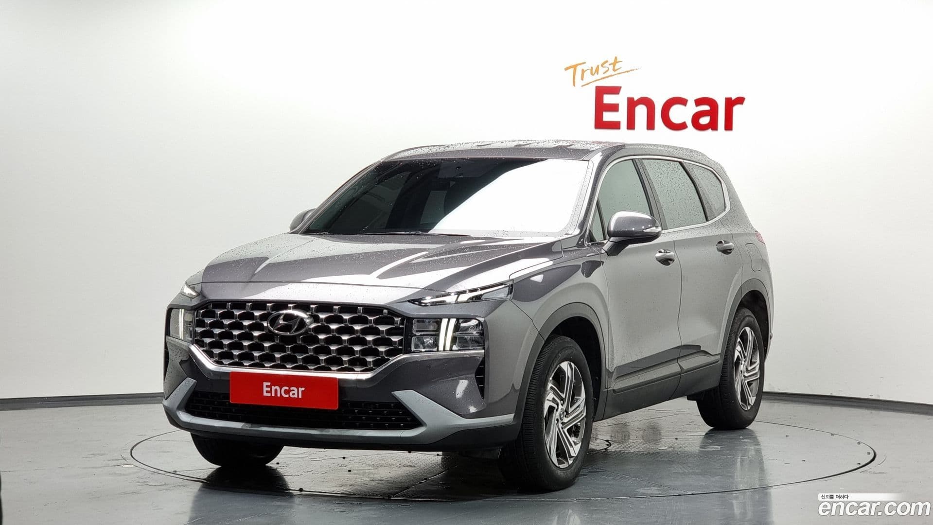 Main__Slider__Photo:Santafe Hyundai 2022.0-0
