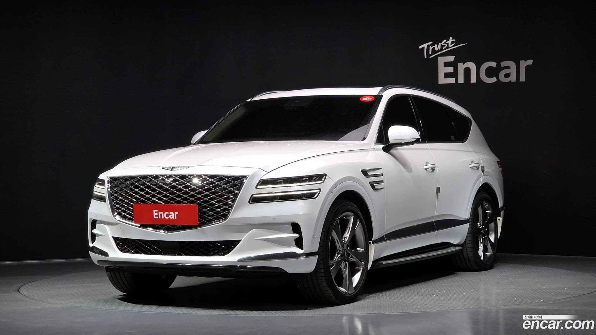 Main__Slider__Photo:GV80 Genesis 2021.2-0