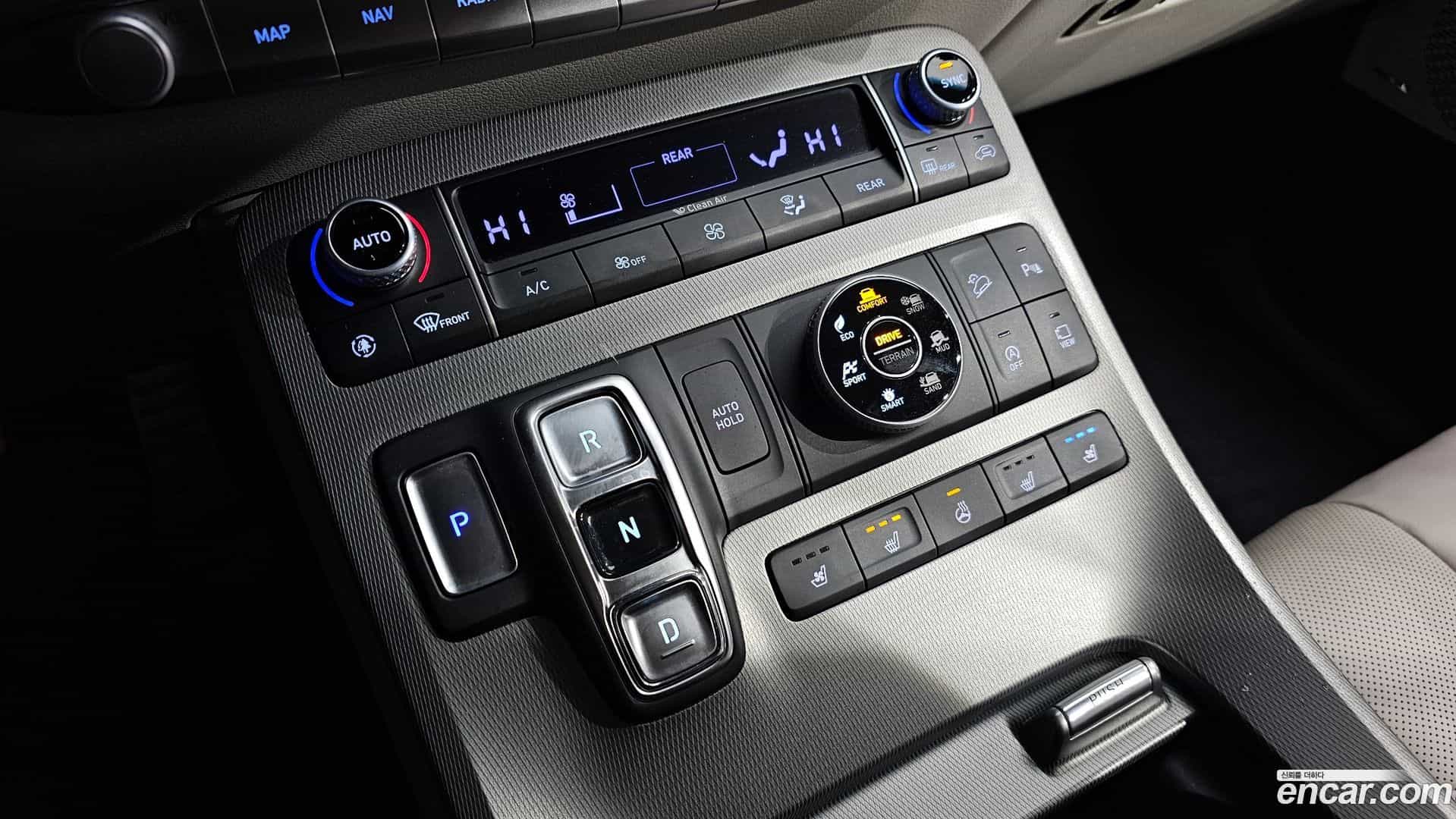 Palisade Hyundai 2020.1-INNER-009