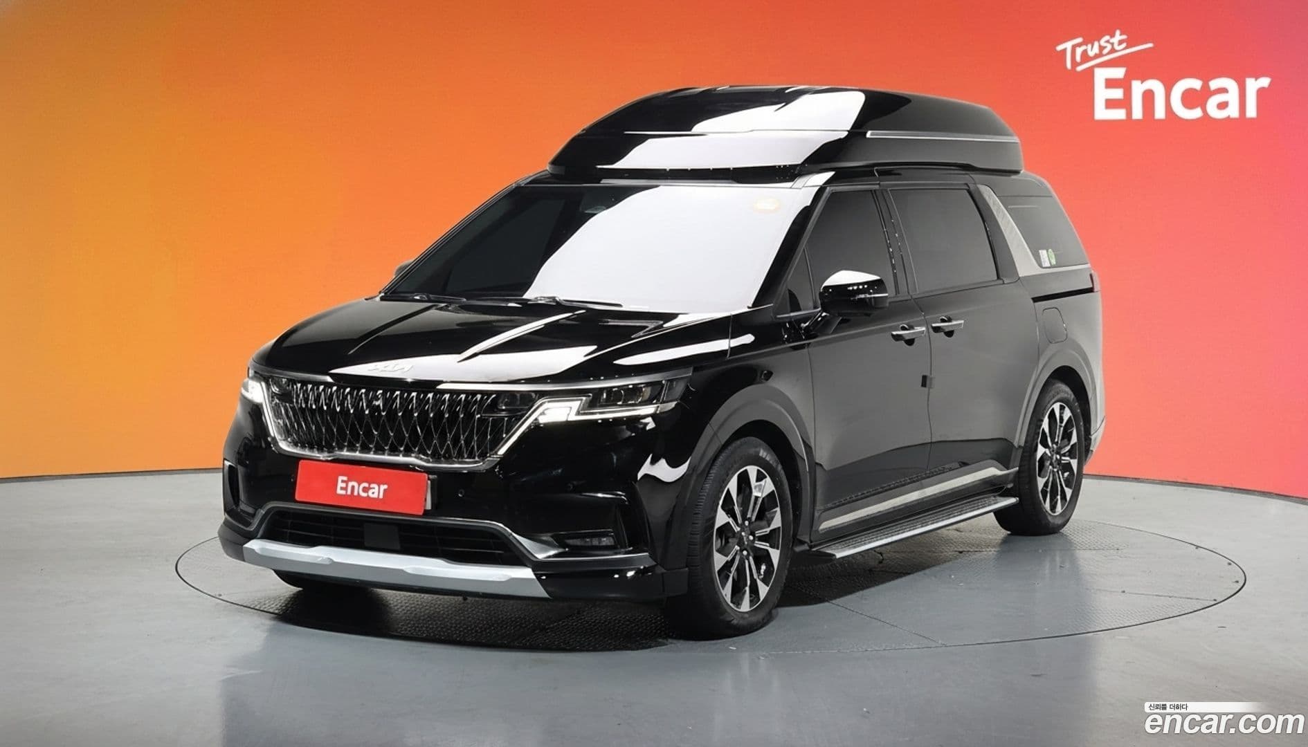 Main__Slider__Photo:Canival Kia 2022.5-0