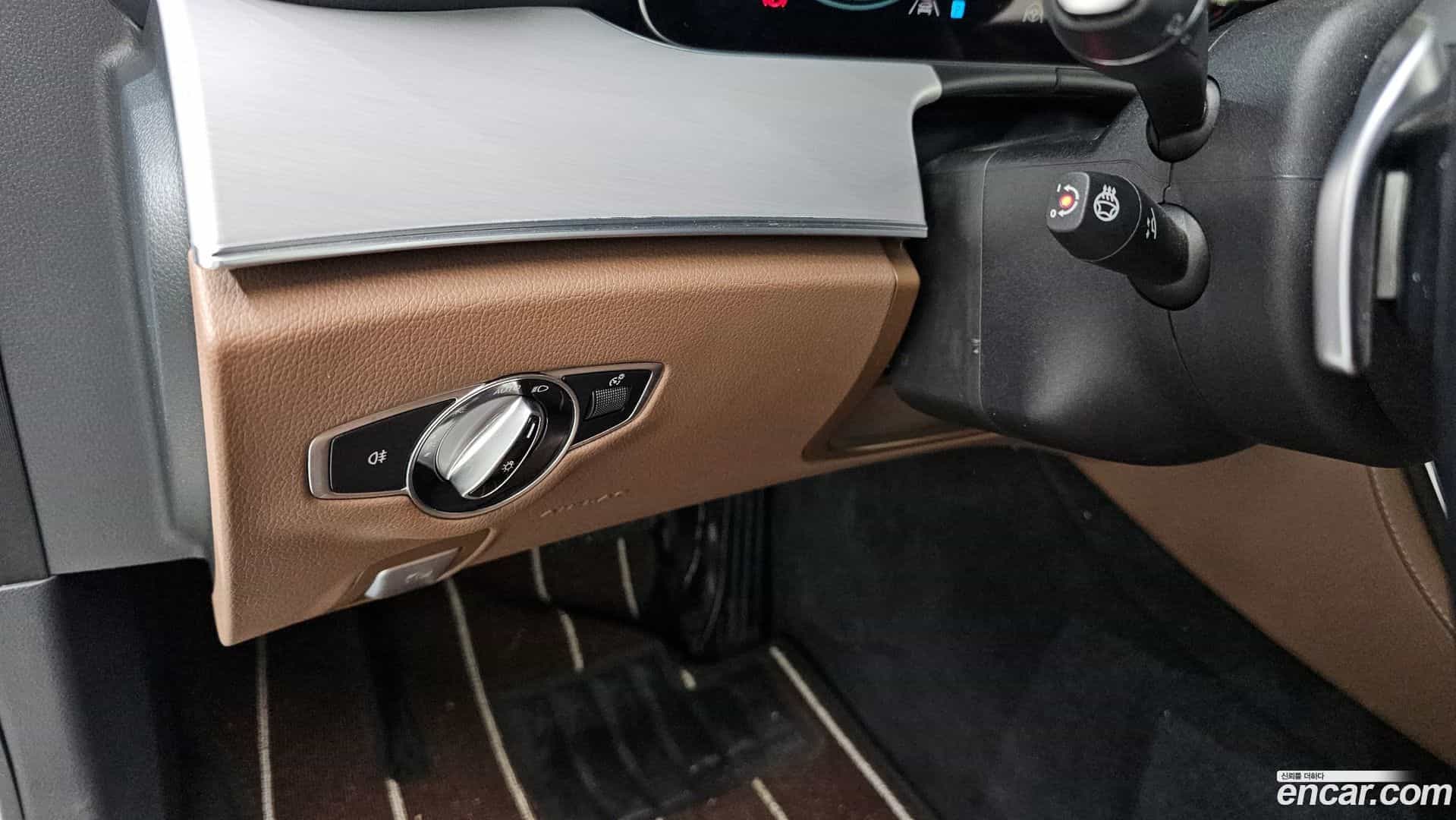 E-Class Mercedes-Benz 2020.11-OPTION-18