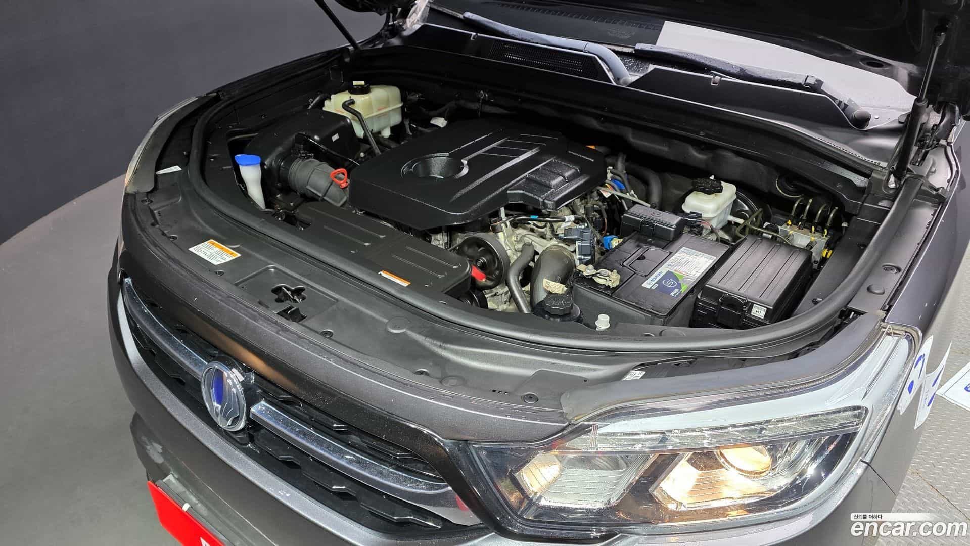 Rexton KG Mobility 2019.8-INNER-006