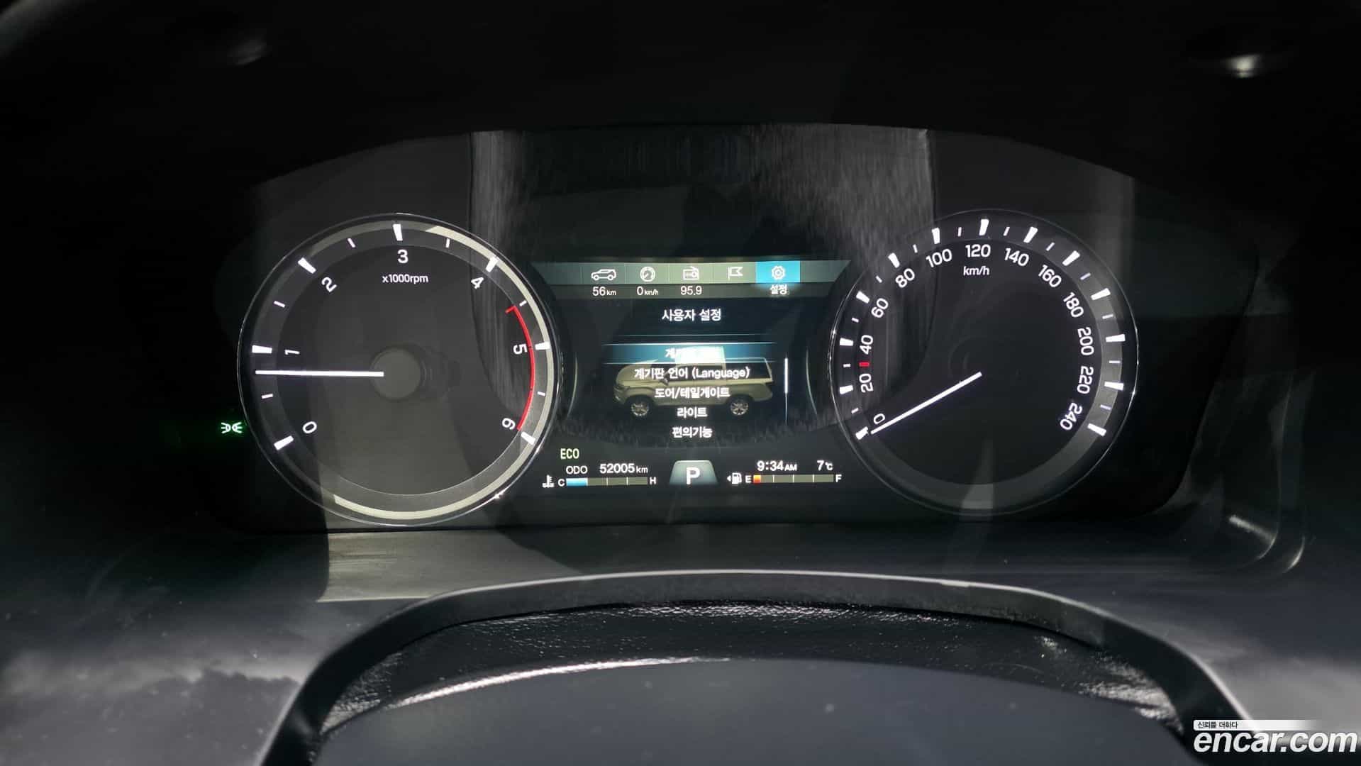 Rexton KG Mobility 2019.8-INNER-008