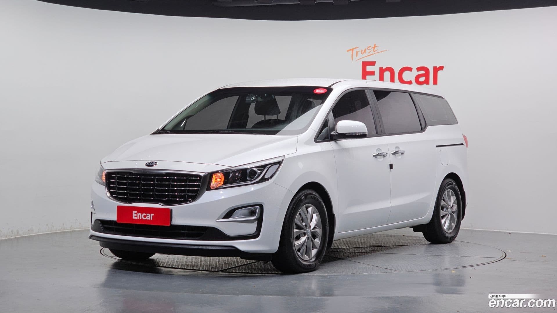 Main__Slider__Photo:Canival Kia 2018.11-0