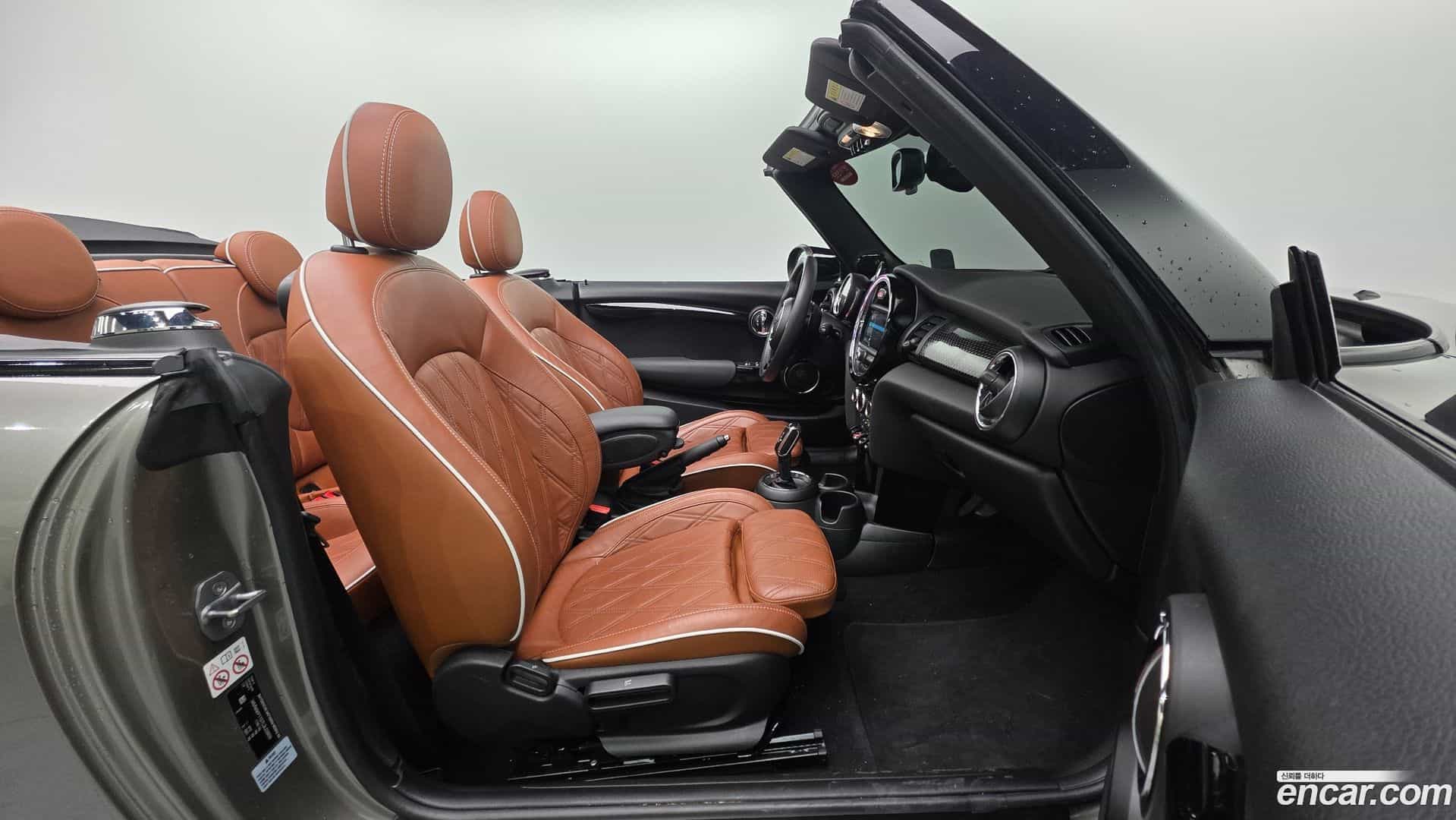 Cooper Convertible Mini 2020.5-INNER-10